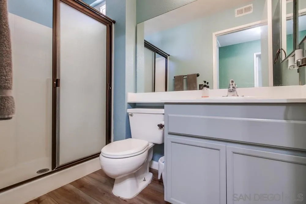 Photo #15: 250028117 Listing: Photo #15