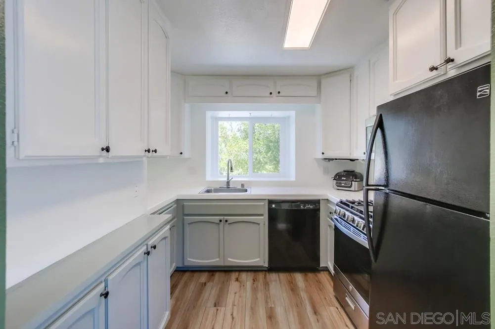 Photo #8: 250028117 Listing: Photo #8