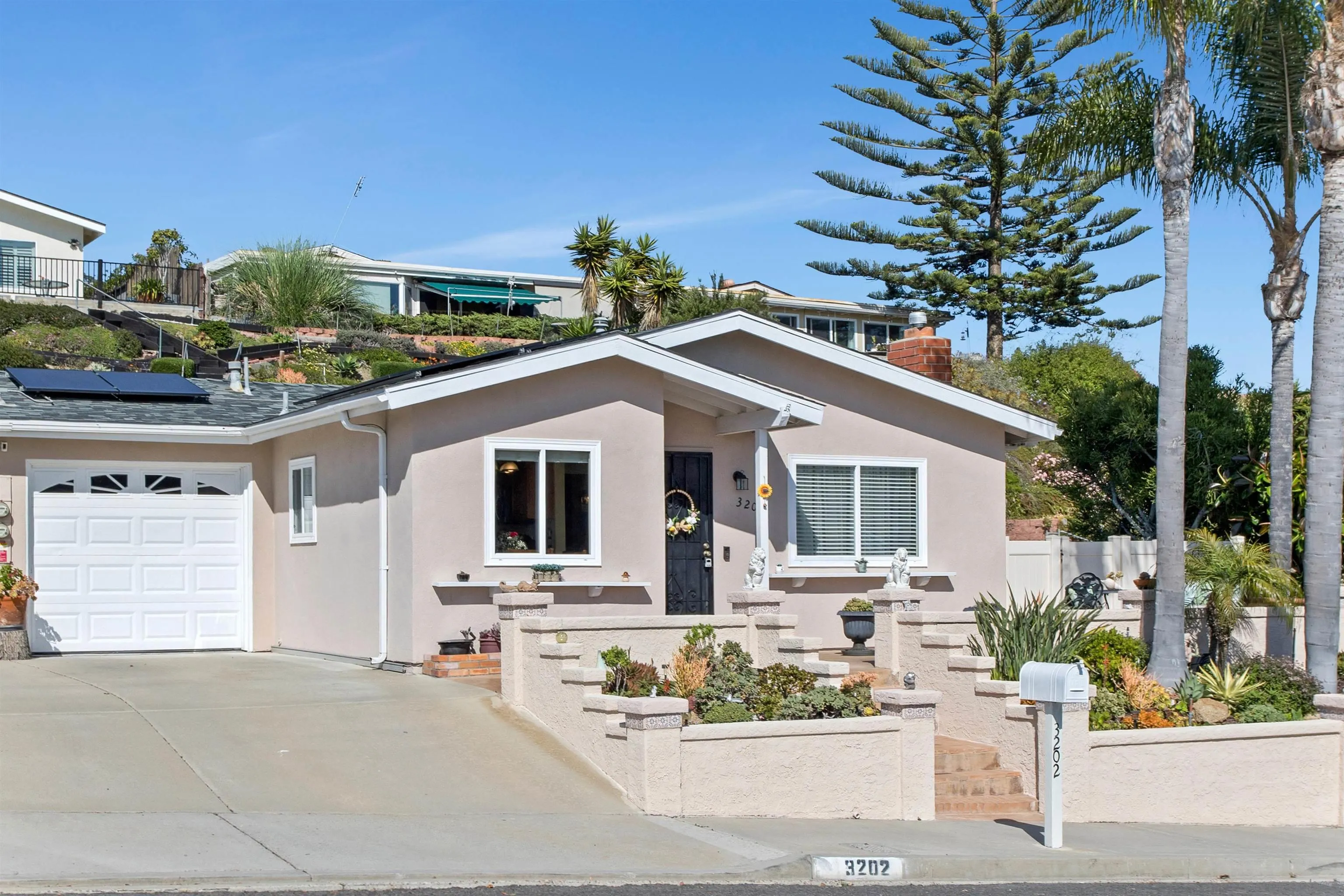 Photo #2: 250028151 Listing 