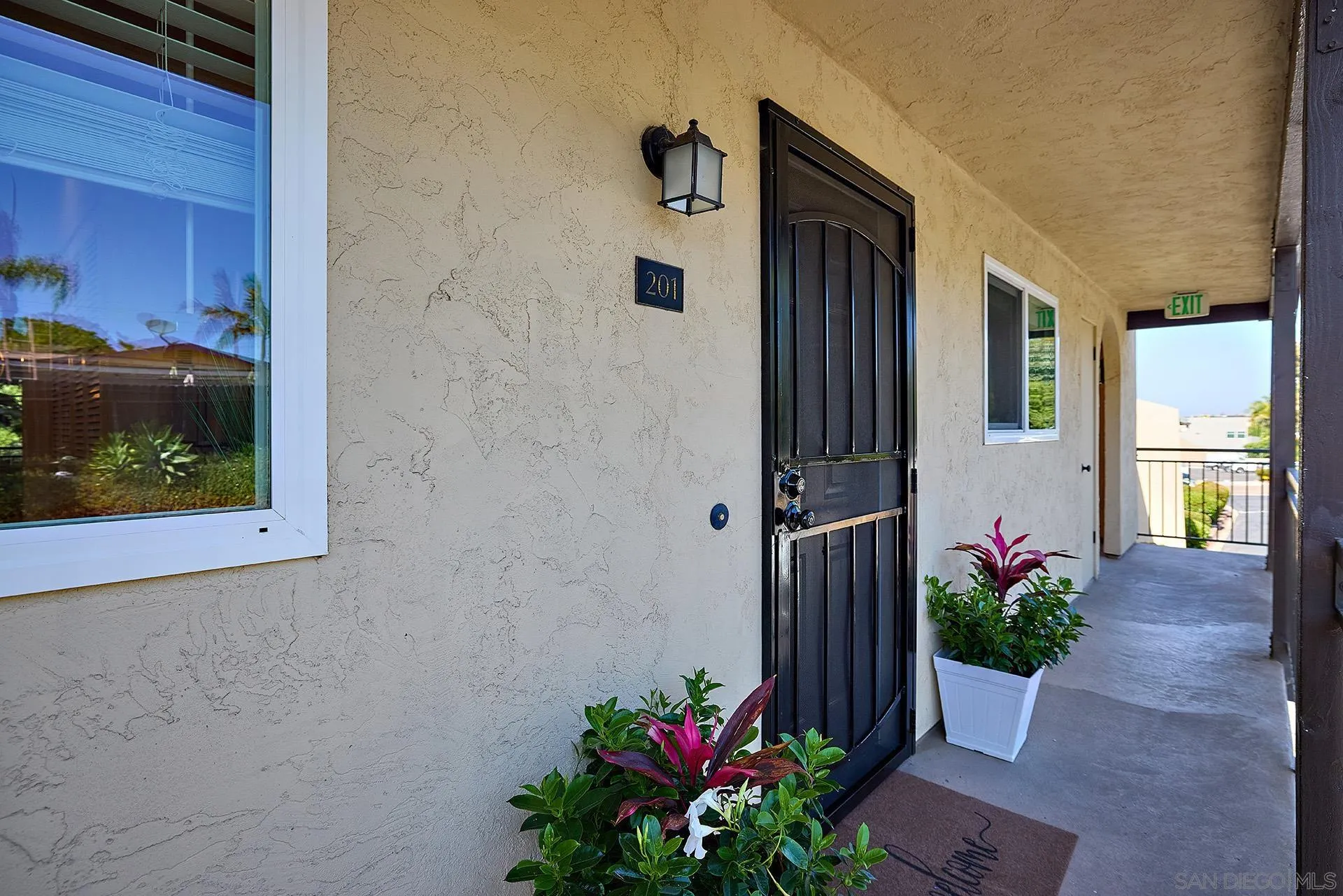 Photo #2: 250028183 Listing 