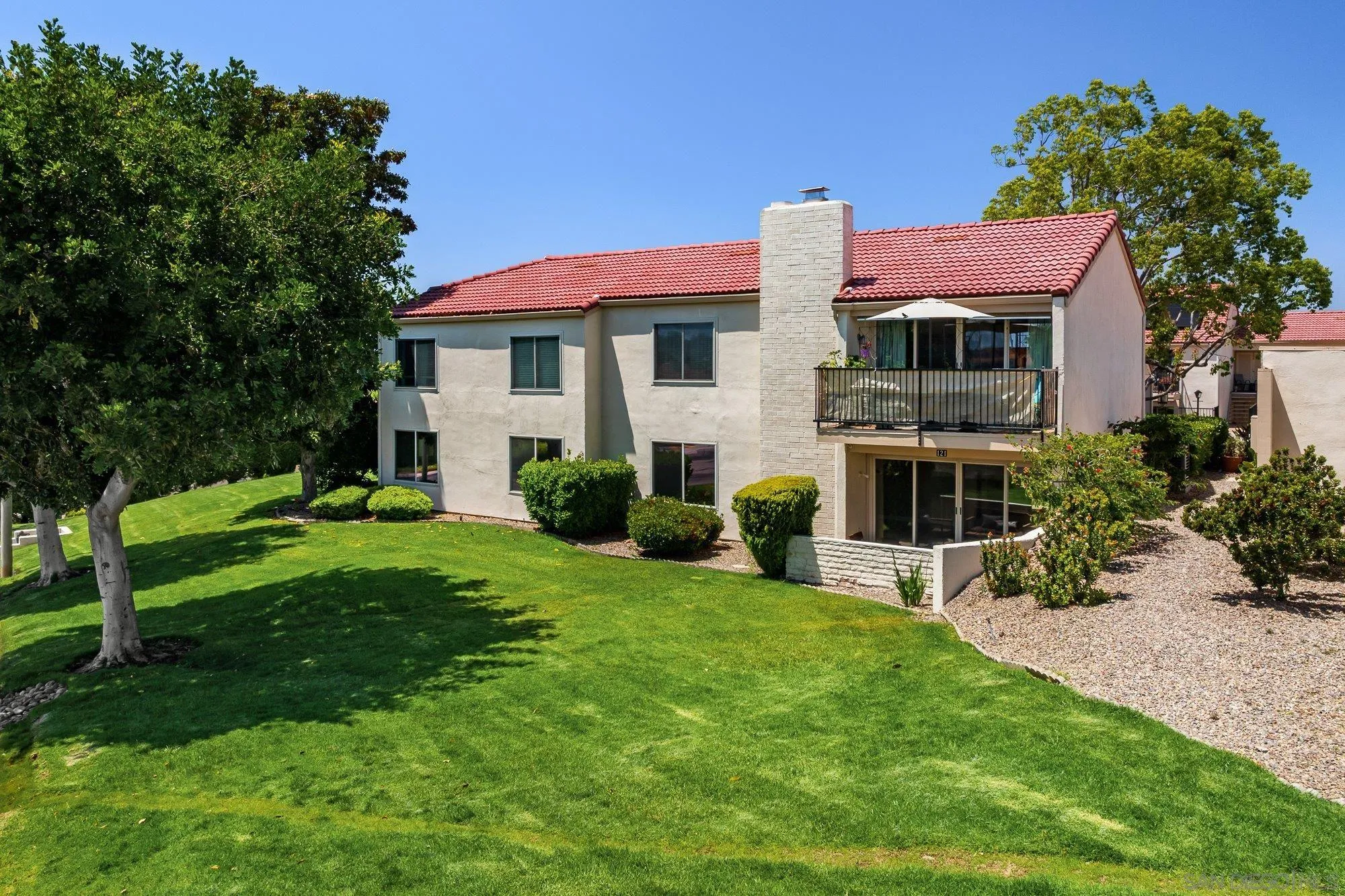 Photo #2: 250028190 Listing 