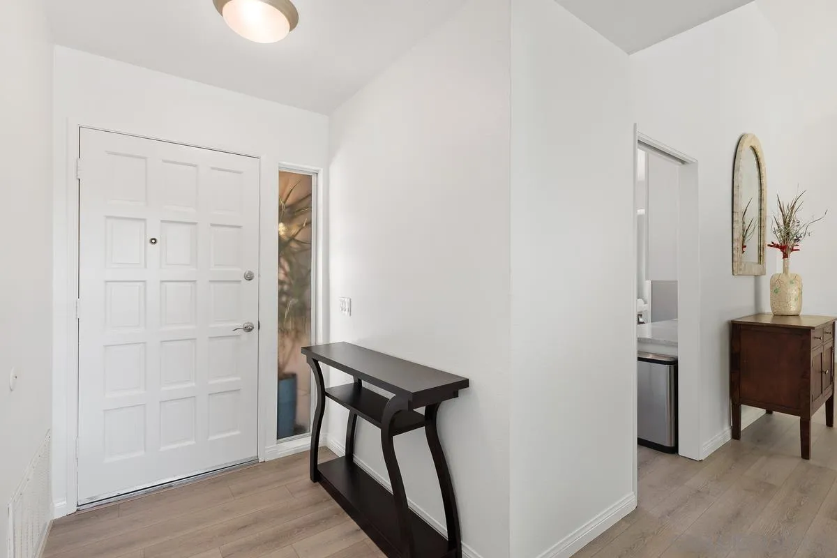 https://cdn.realtyfeed.com/cdn/127/250028200/050ad28a58c64ef13908103b3cead732.webp
