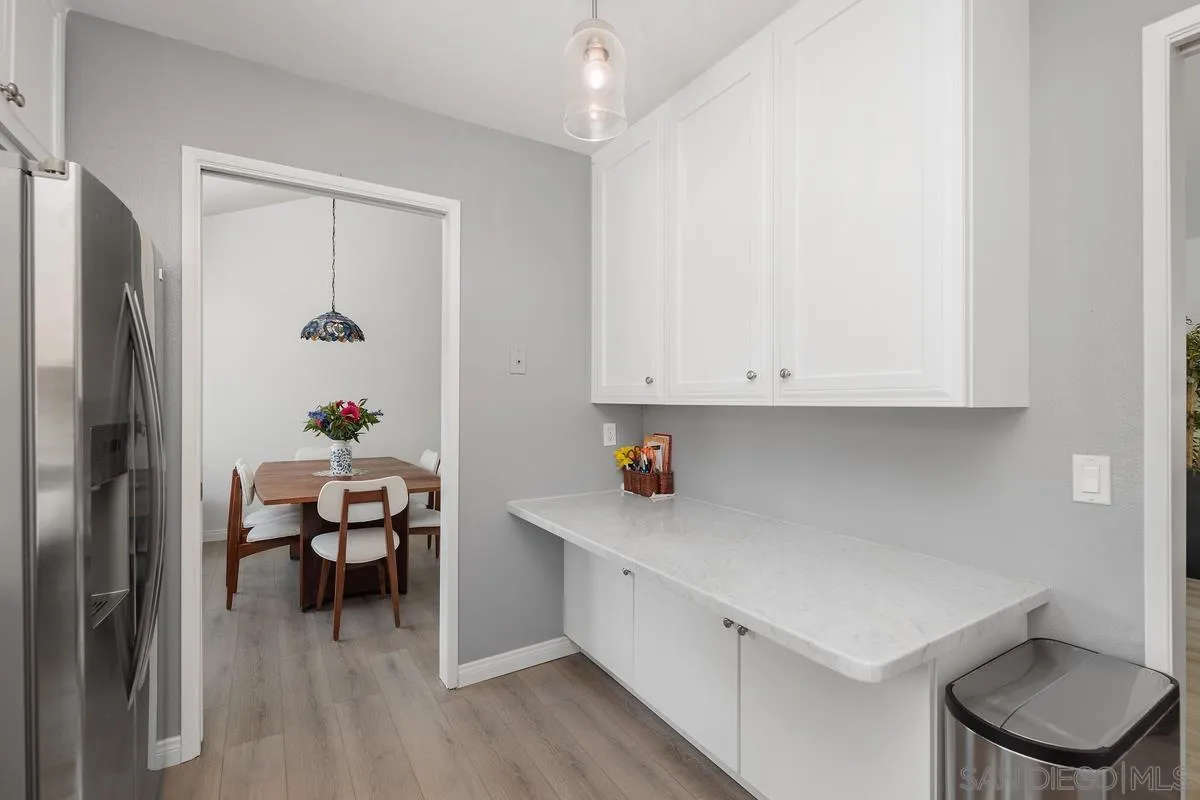 https://cdn.realtyfeed.com/cdn/127/250028200/28b74fb9f6cf31b98556fab021a93487.webp