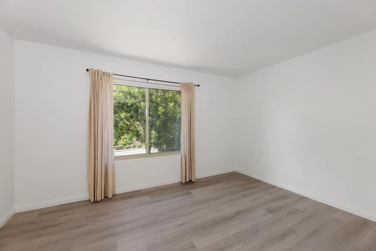 https://cdn.realtyfeed.com/cdn/127/250028200/5d728dbdc961adc5d55a95b234235601.webp