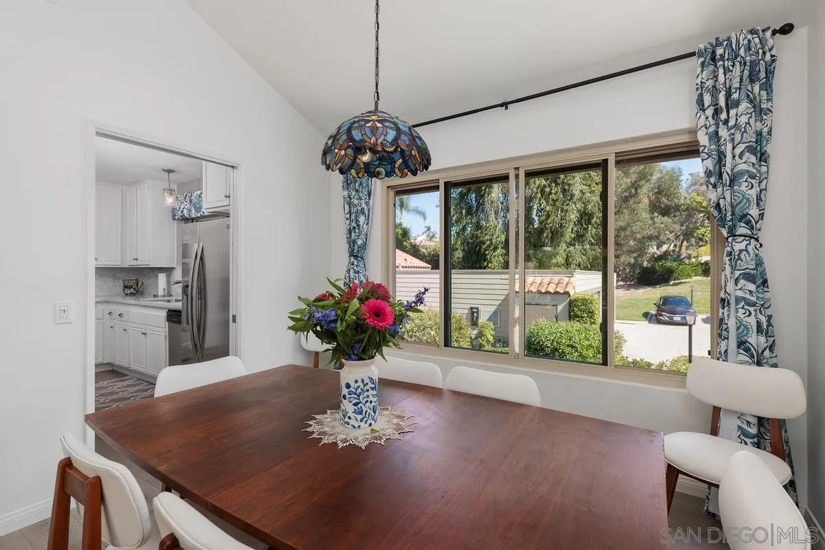 Photo #8: 250028200 Listing: Photo #8