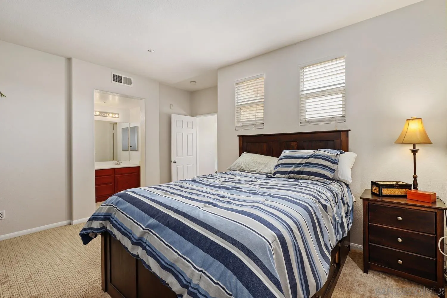 Photo #12: 250028201 Listing: Photo #12