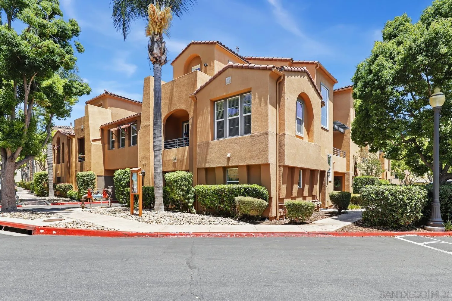 Photo #1: 250028201 Listing: Photo #1