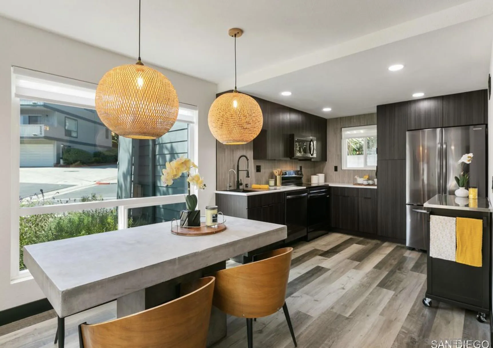 More Details about MLS # 250028237 : 3370 CHEROKEE AVE UNIT 39