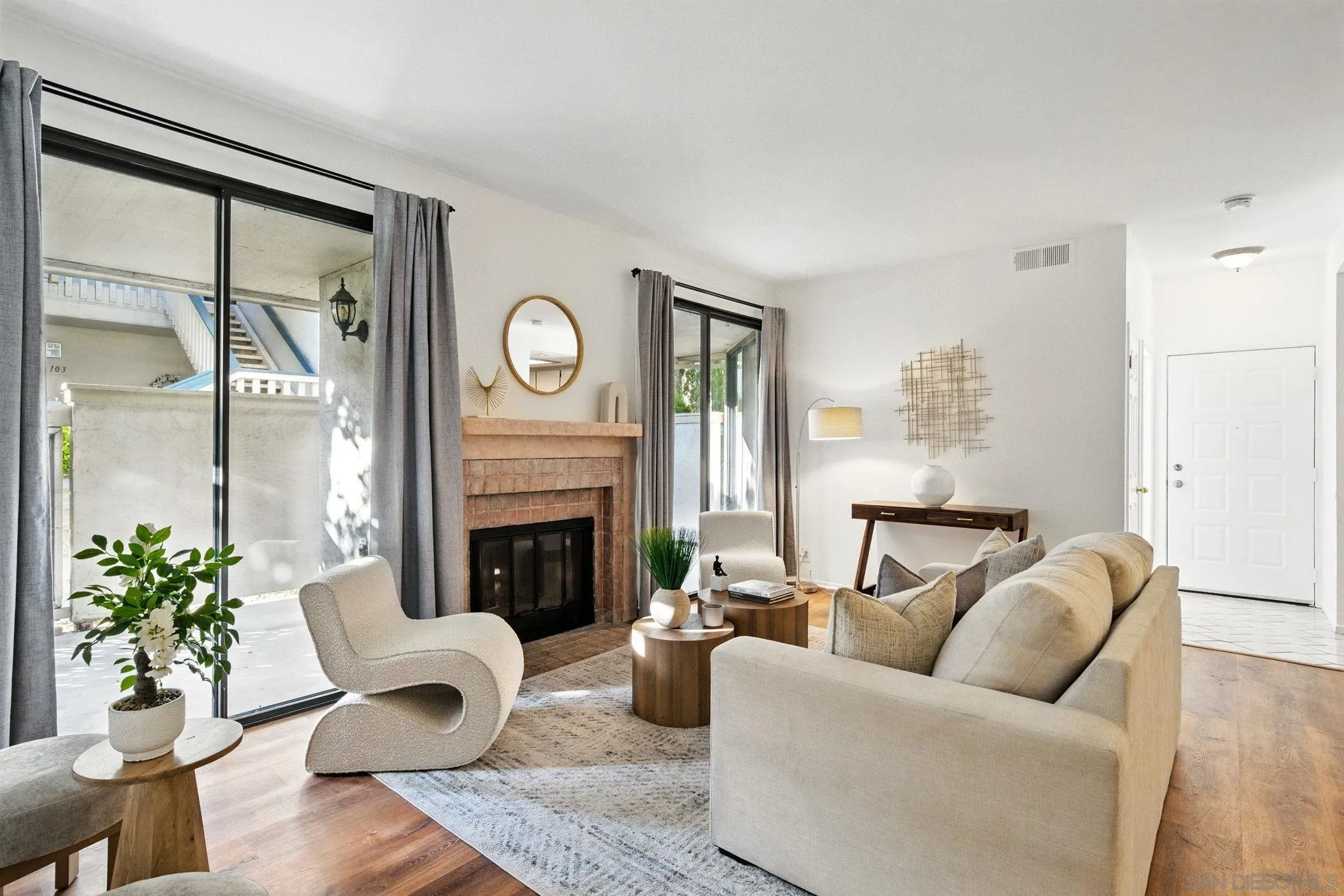 Photo #3: 250028243 Listing 