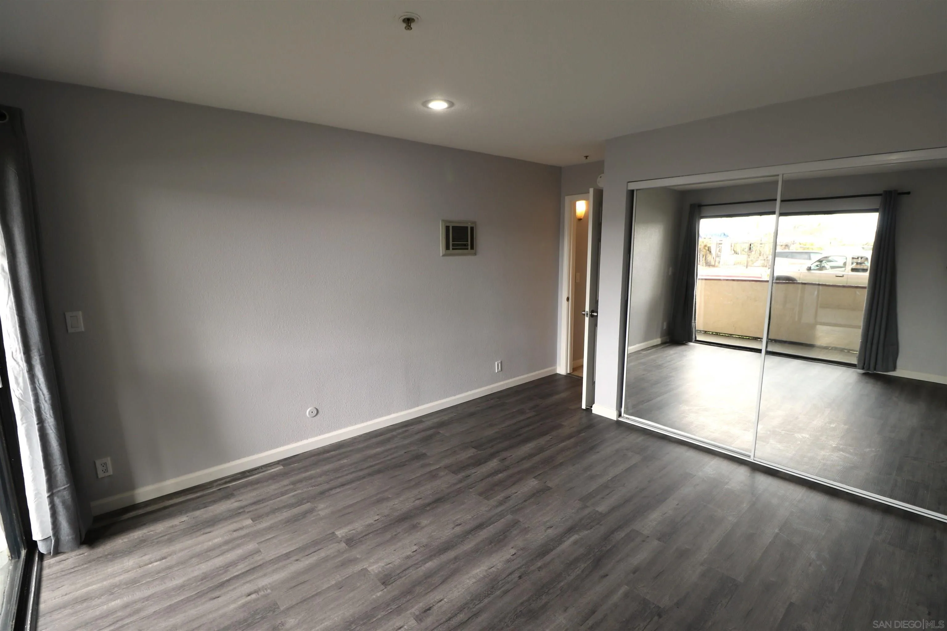 https://cdn.realtyfeed.com/cdn/127/250028254/043413081e5b50e9d85a9a332f7323cb.webp
