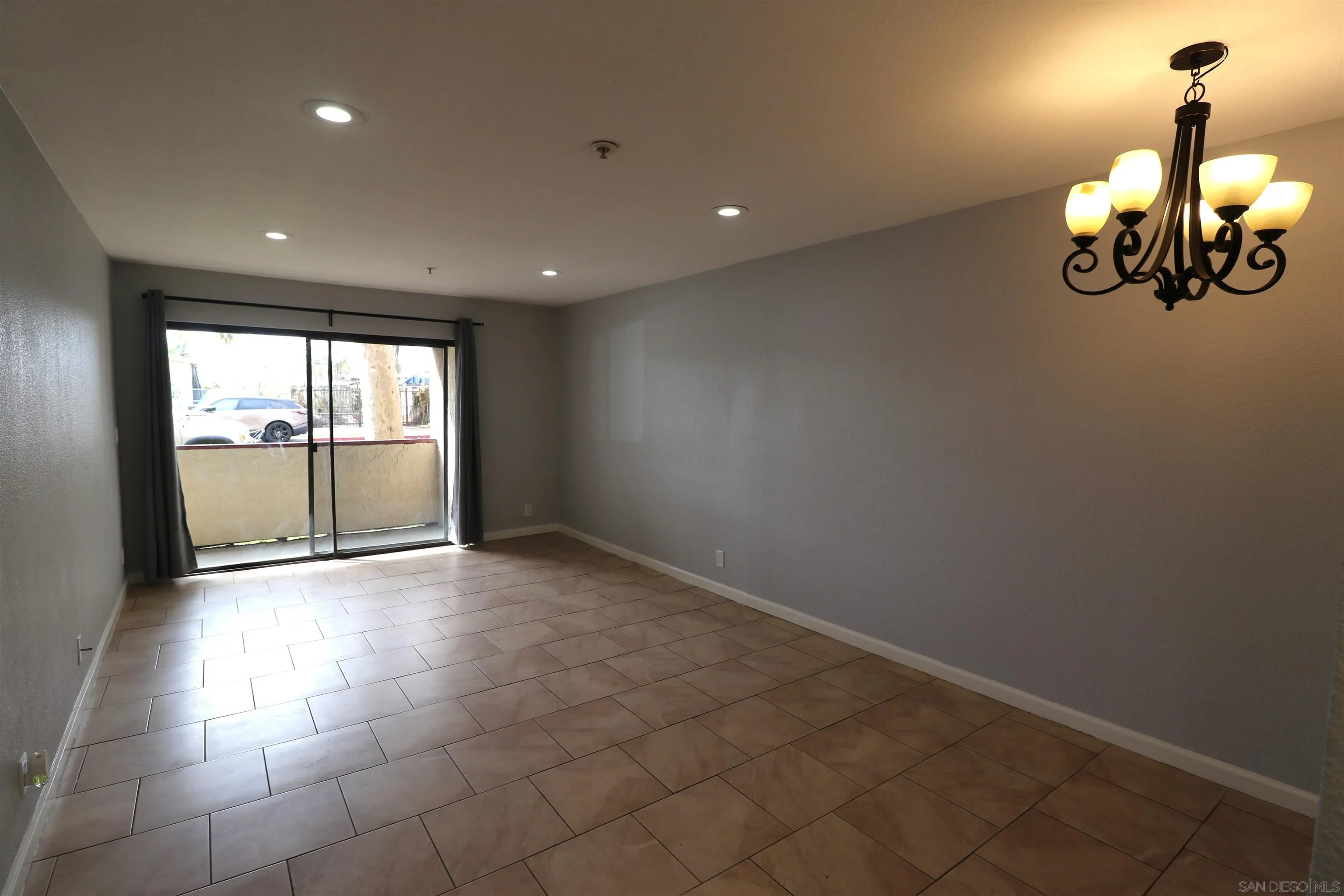 https://cdn.realtyfeed.com/cdn/127/250028254/2a8bb805b9b2c1e333cb7b7930bc05f1.webp
