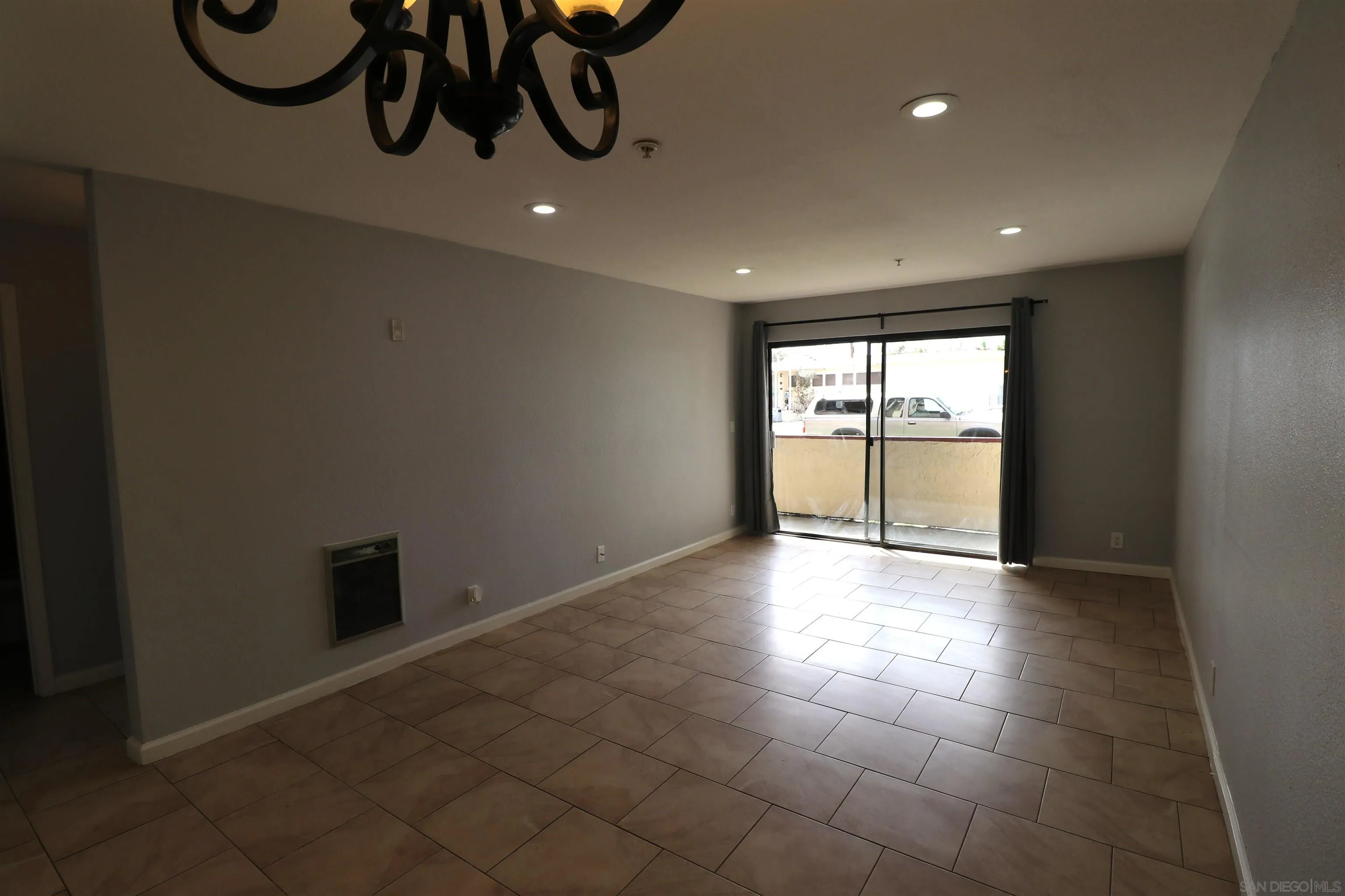 https://cdn.realtyfeed.com/cdn/127/250028254/380e67b2308717cad4edf19d9ee75774.webp
