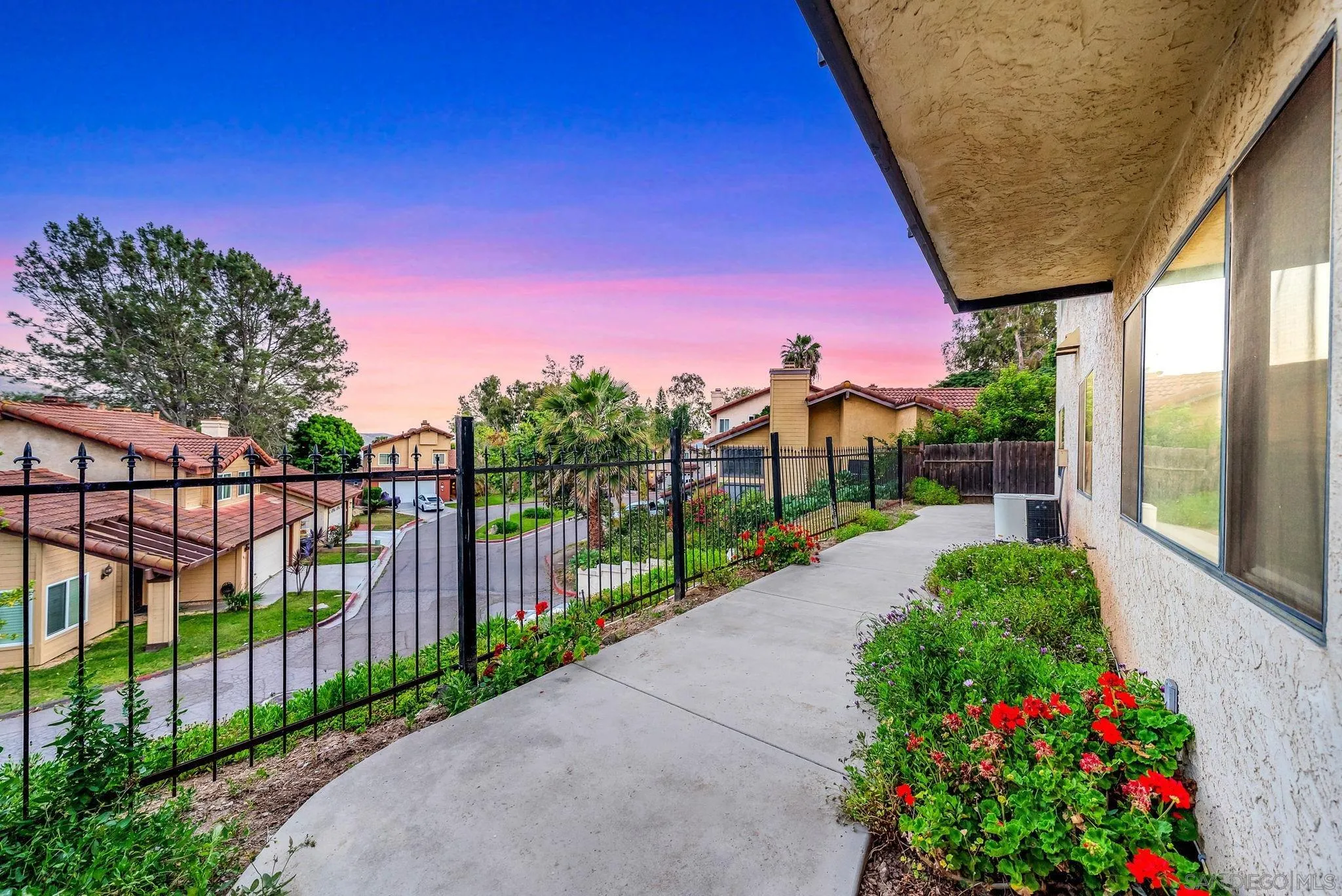 https://cdn.realtyfeed.com/cdn/127/250028284/4b0ff0b7dea9ad04fce6d50bd0815a1d.webp