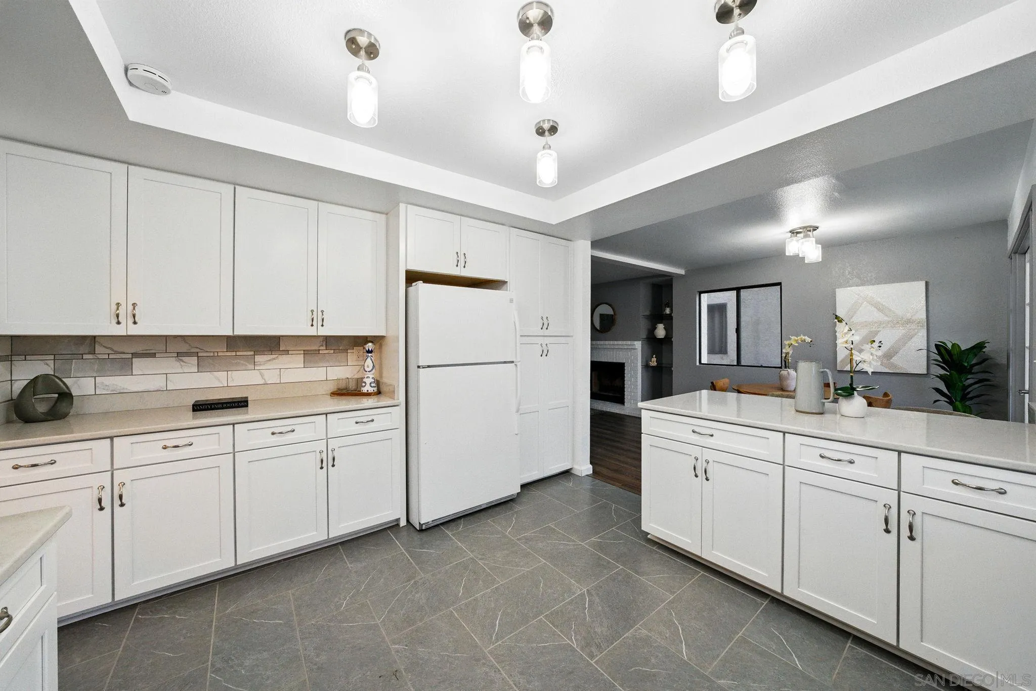 https://cdn.realtyfeed.com/cdn/127/250028284/4d74c6a87cda1c6d014795348d42ef47.webp