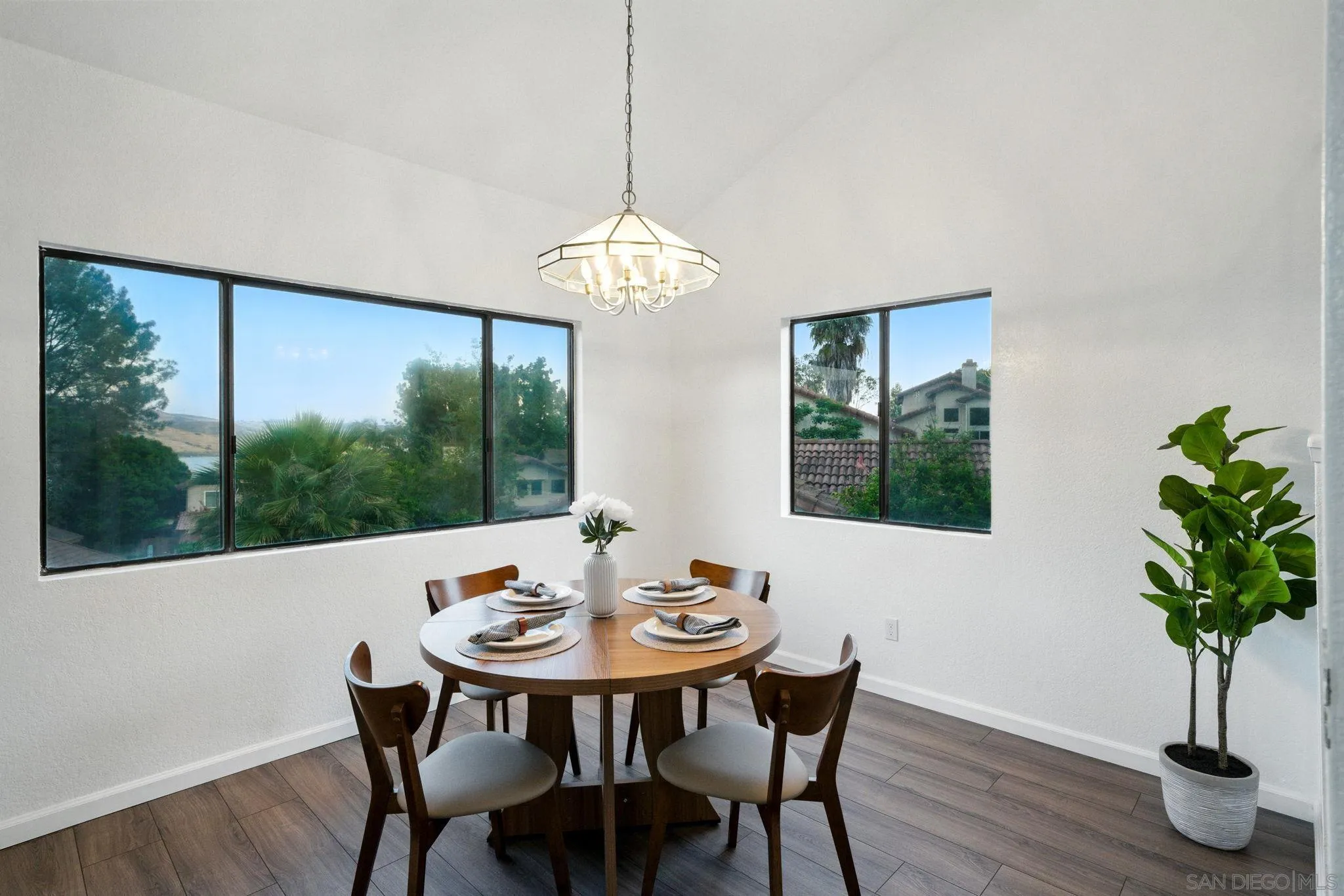 https://cdn.realtyfeed.com/cdn/127/250028284/8308dc97c15cc878be9e5842f7b44c2f.webp