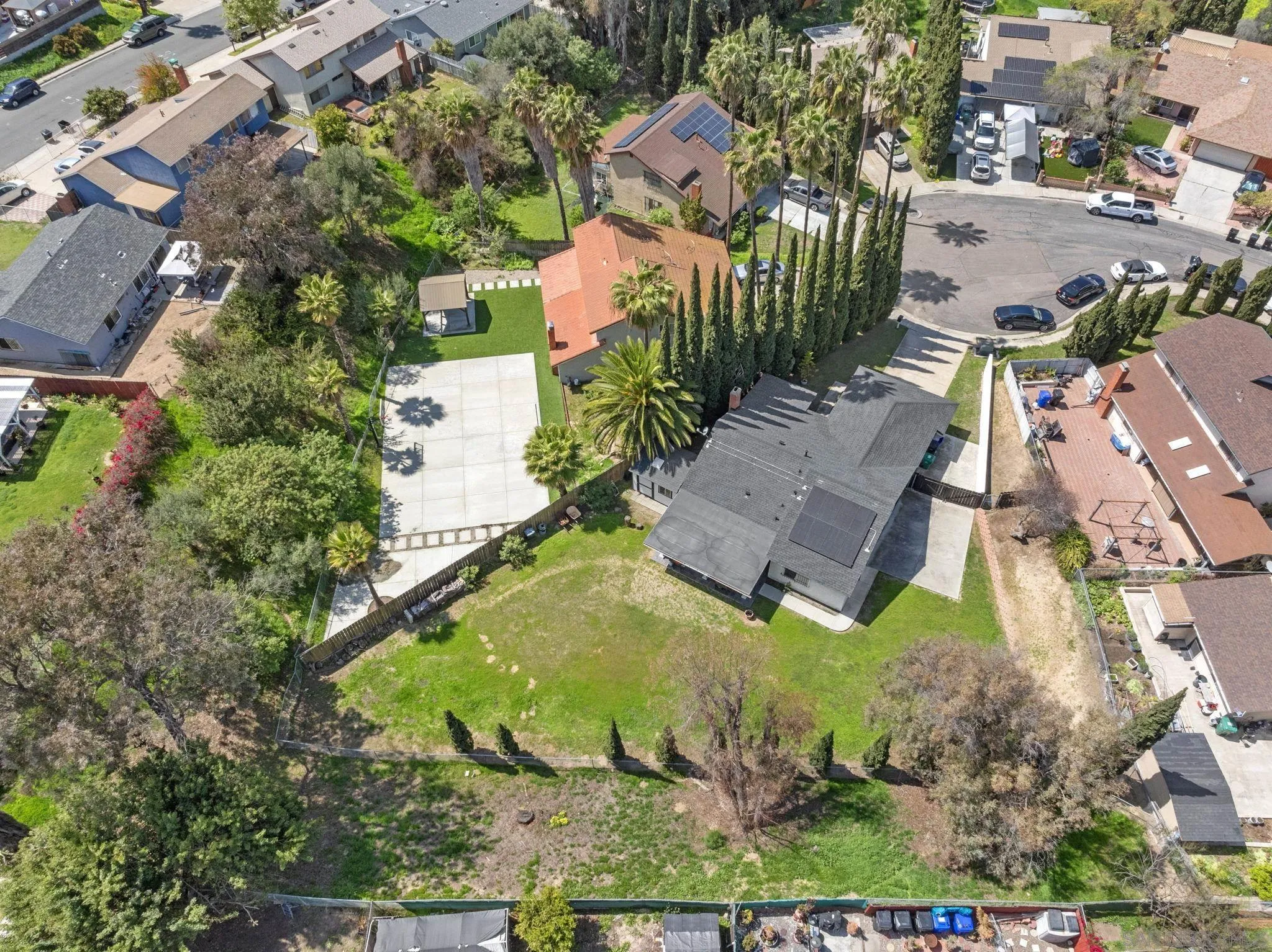 https://cdn.realtyfeed.com/cdn/127/250028287/41b74d826dfc16c005b53500f72f9227.webp