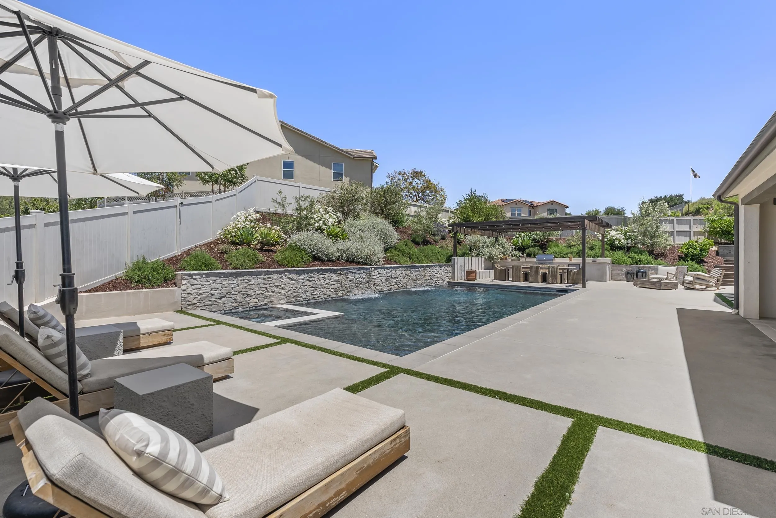 https://cdn.realtyfeed.com/cdn/127/250028303/36029700e59a3f1e55741f6b55fe239b.webp