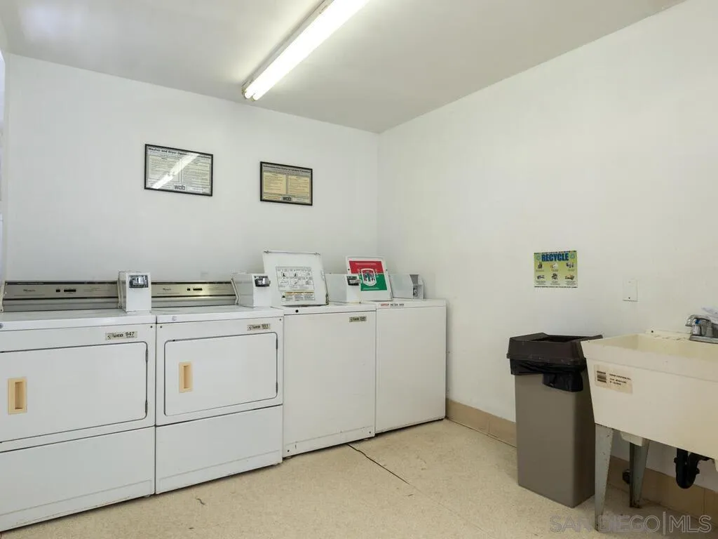https://cdn.realtyfeed.com/cdn/127/250028311/34fa7d643d0f0fd6776bb1c564a7ddc9.webp