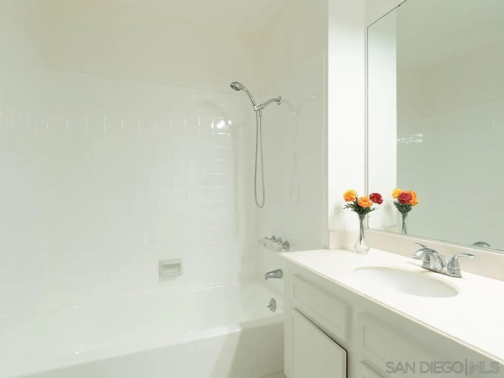 https://cdn.realtyfeed.com/cdn/127/250028311/86bb06954206c0fb43d8e6333808510b.webp