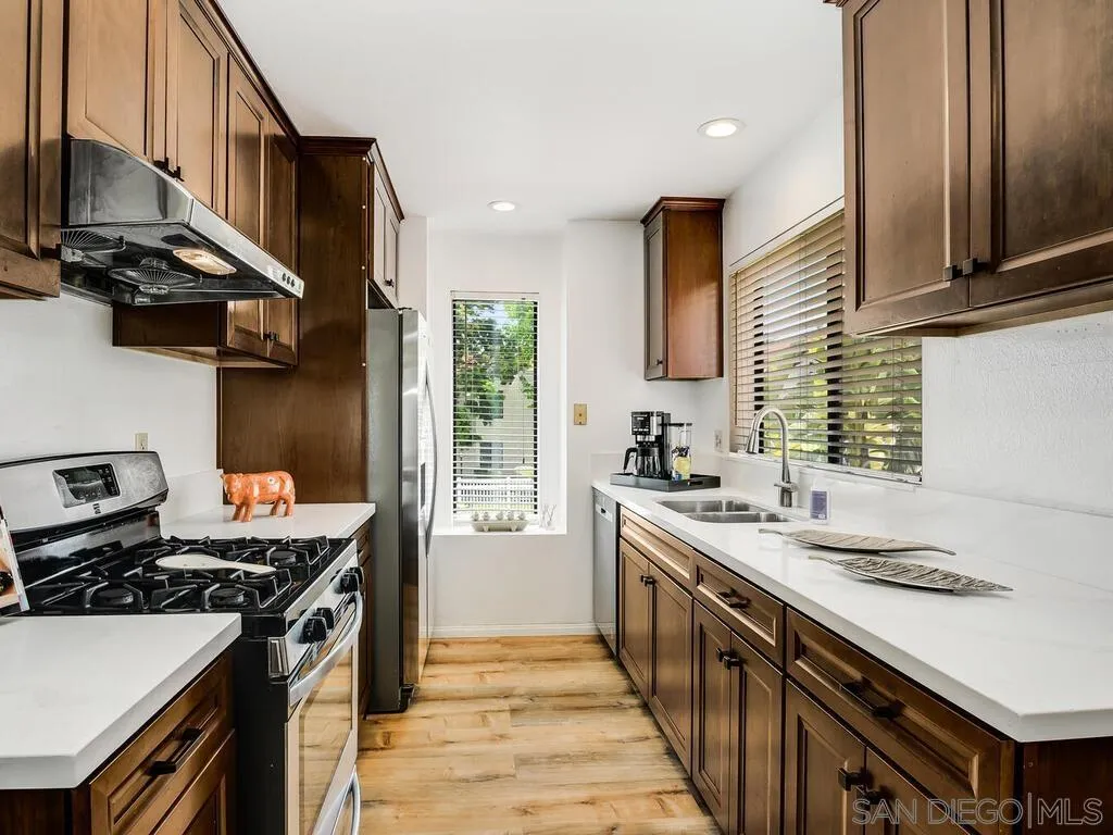 https://cdn.realtyfeed.com/cdn/127/250028311/bfd3f9b64e3ca4126ff02ebd53676496.webp