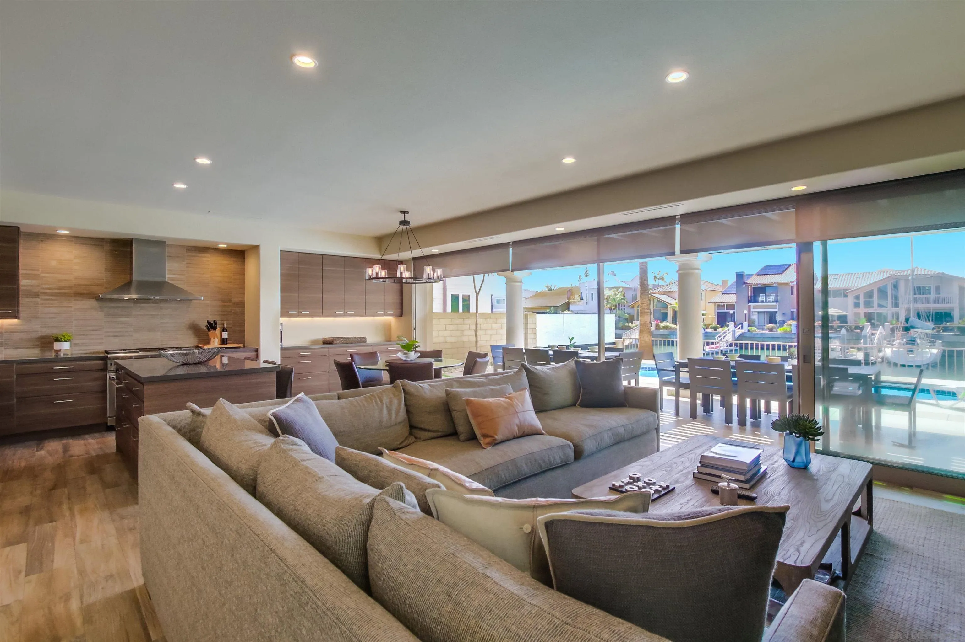 https://cdn.realtyfeed.com/cdn/127/250028315/6fdb465d0c0cf5fa53e002ac3cf89196.webp