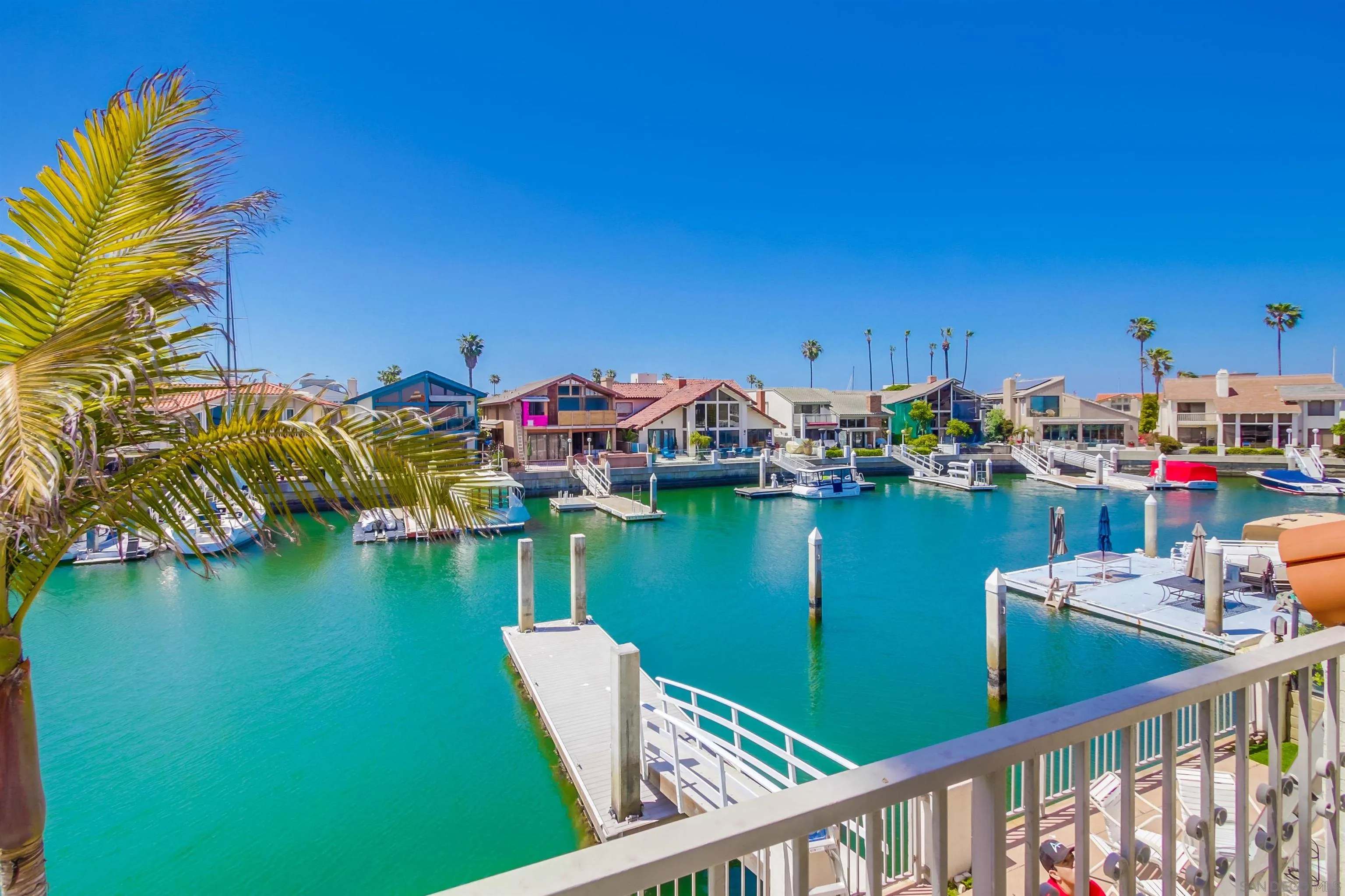 https://cdn.realtyfeed.com/cdn/127/250028321/05ba1de6b8419ef3264aa62de061ecd2.webp