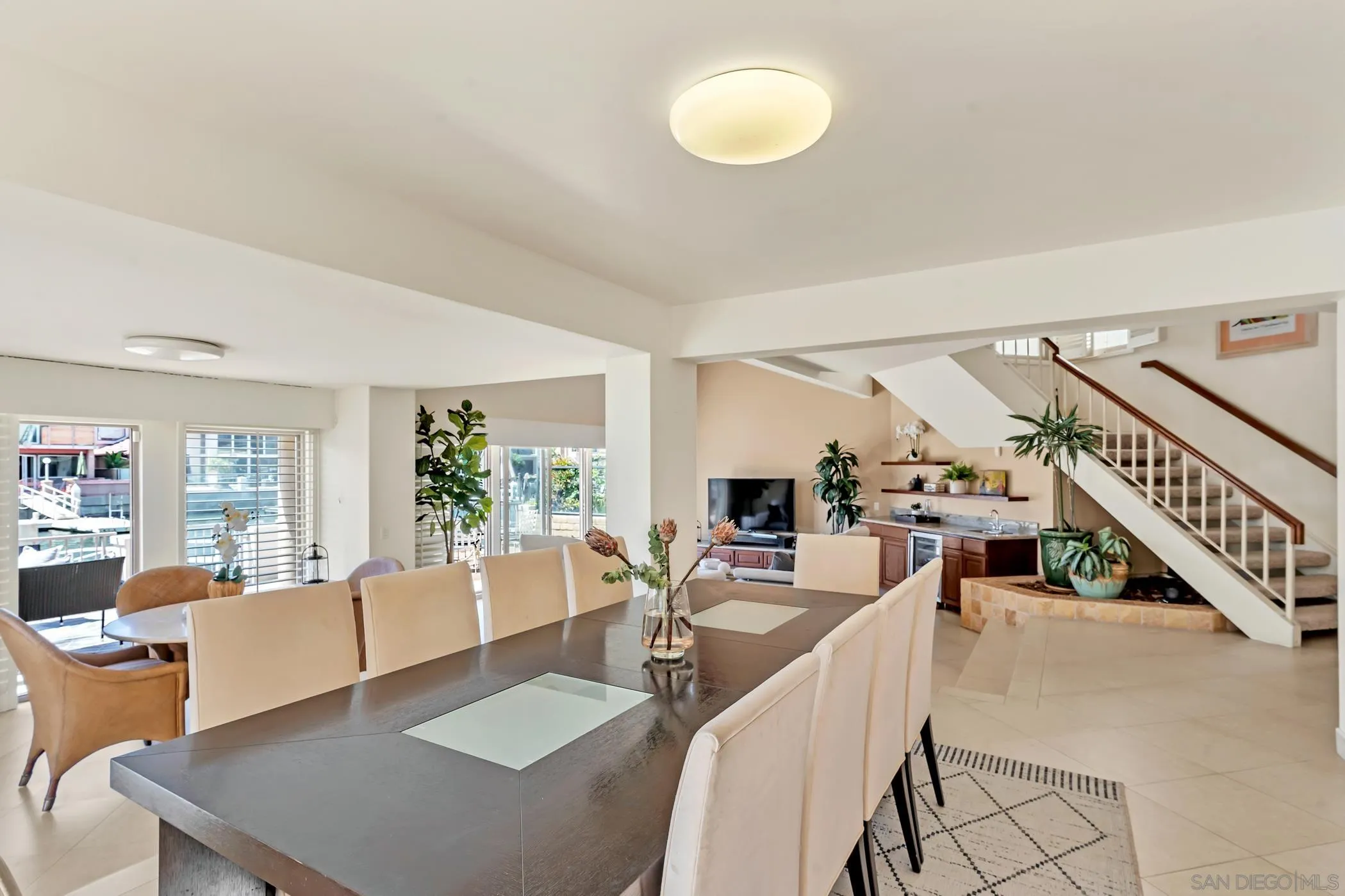 https://cdn.realtyfeed.com/cdn/127/250028321/56e764f08a3ded3835cce72ef1adc778.webp