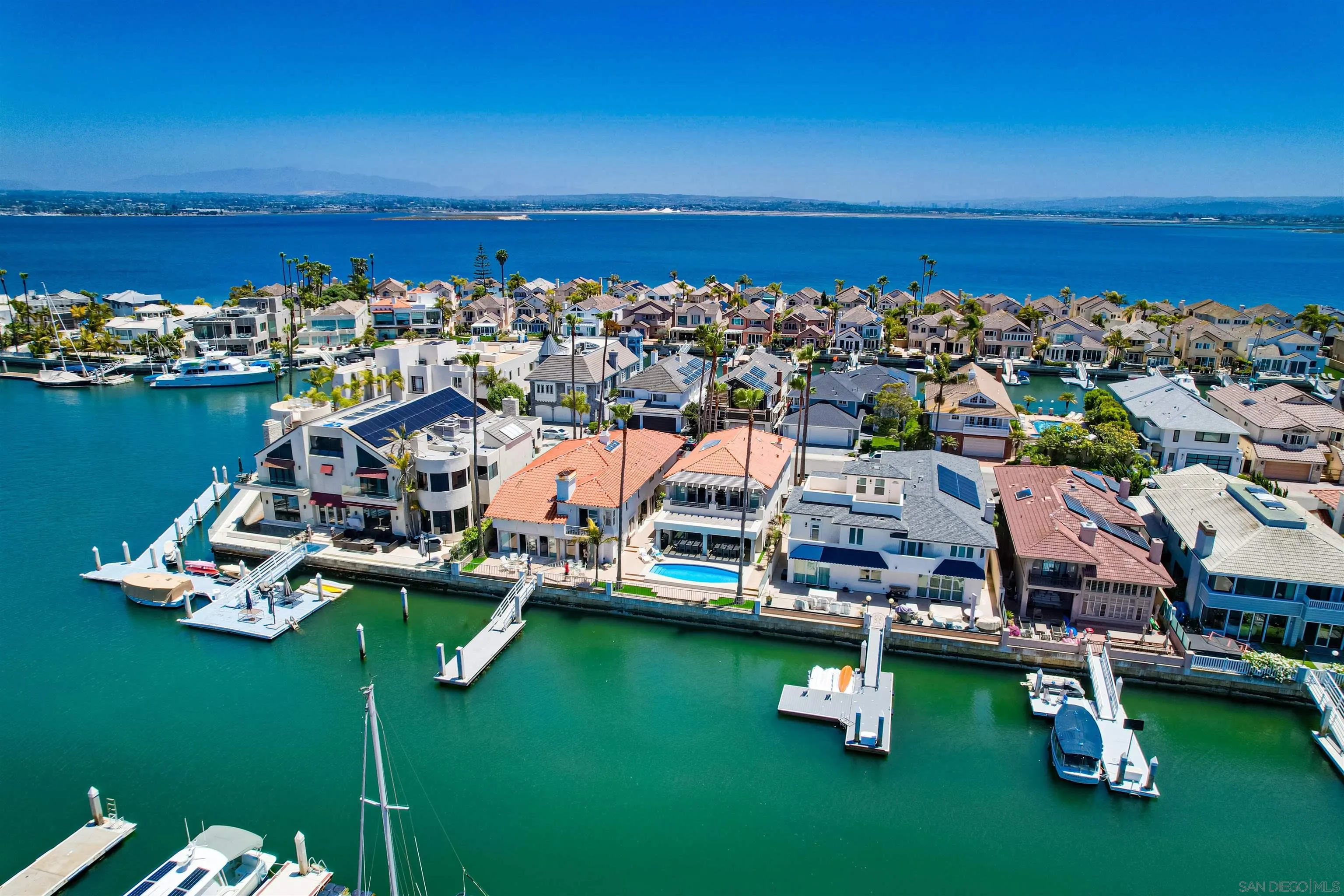 https://cdn.realtyfeed.com/cdn/127/250028321/ab62e7908ef2c66f57cf12ce50ace39b.webp