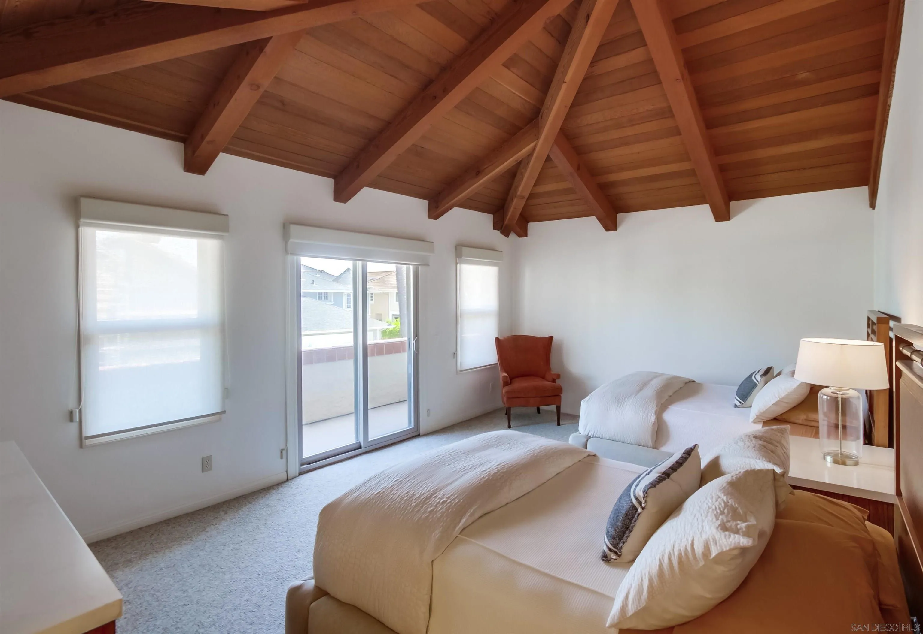 https://cdn.realtyfeed.com/cdn/127/250028321/ac66d1fea5867a53480436f6befb6a42.webp