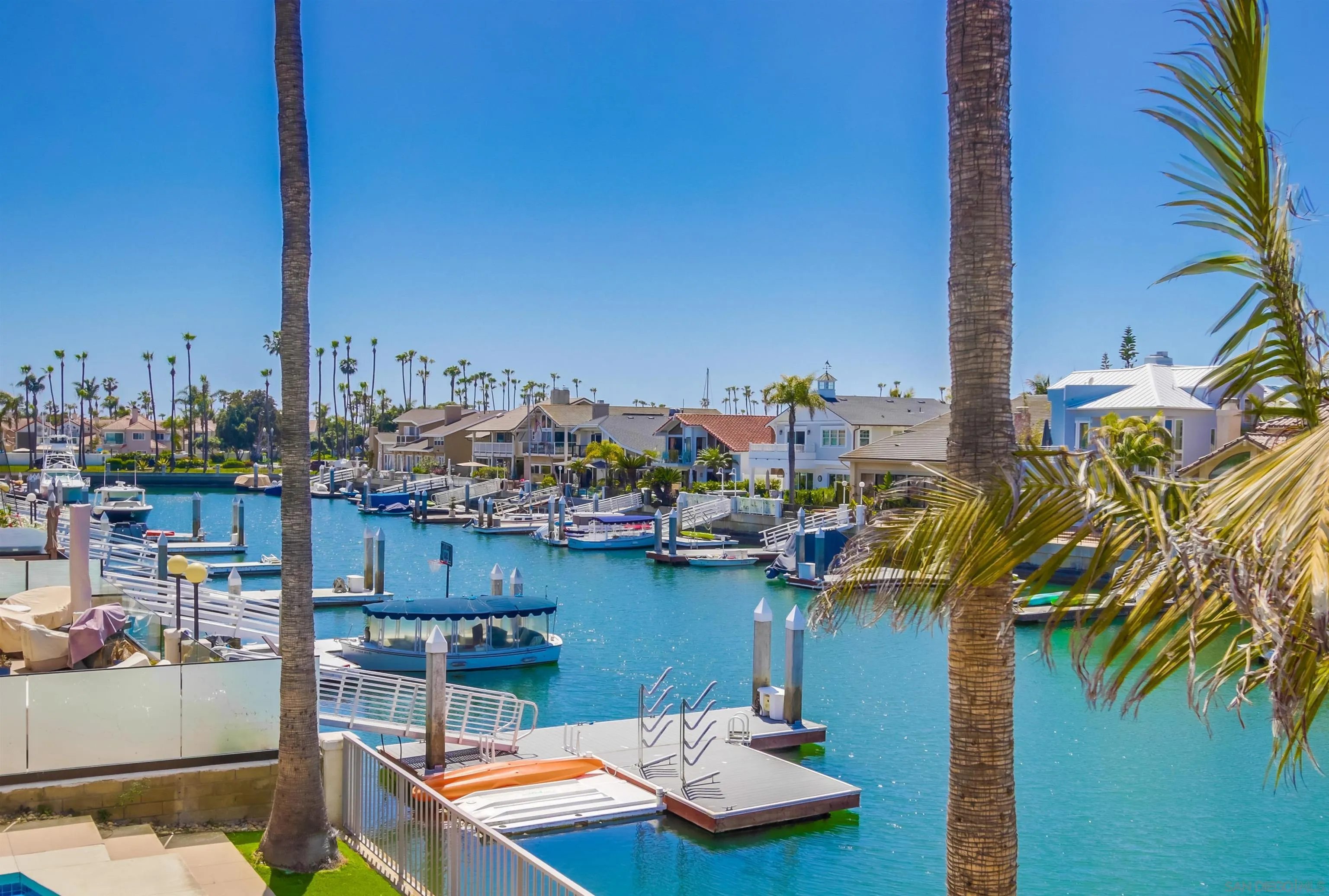 https://cdn.realtyfeed.com/cdn/127/250028321/c85113f9a36de3ca75e54a61f1357db6.webp