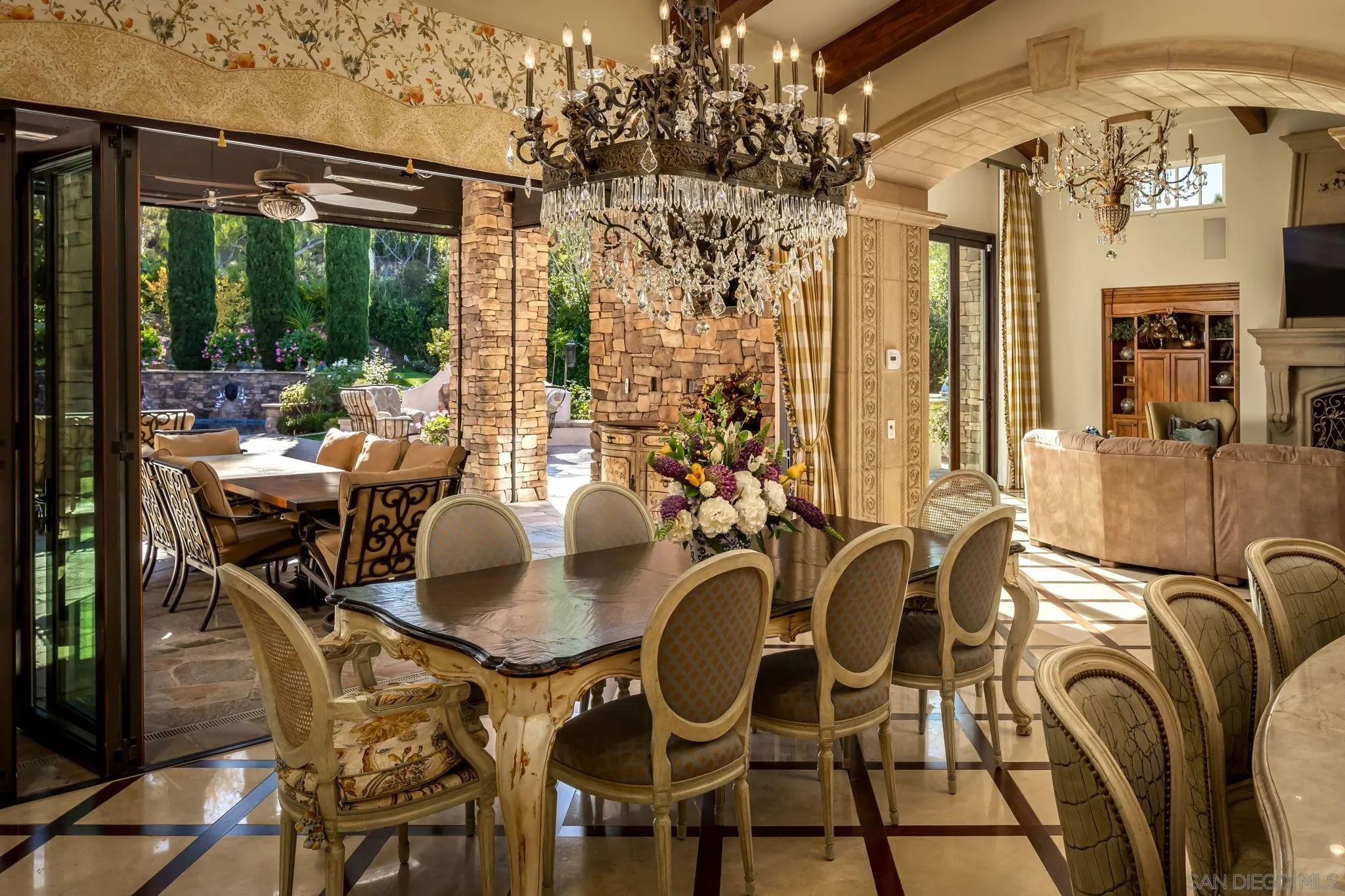 https://cdn.realtyfeed.com/cdn/127/250028339/147f5da864f9490cb71089147ae41bb0.webp