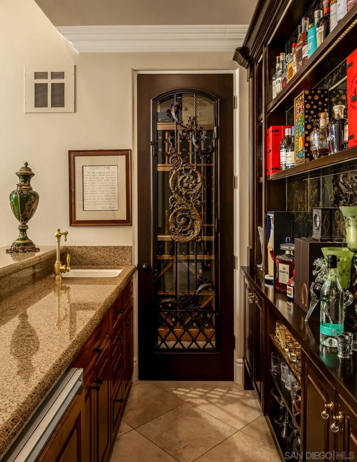 https://cdn.realtyfeed.com/cdn/127/250028339/17786debc63e5628f4065a299ae756d3.webp