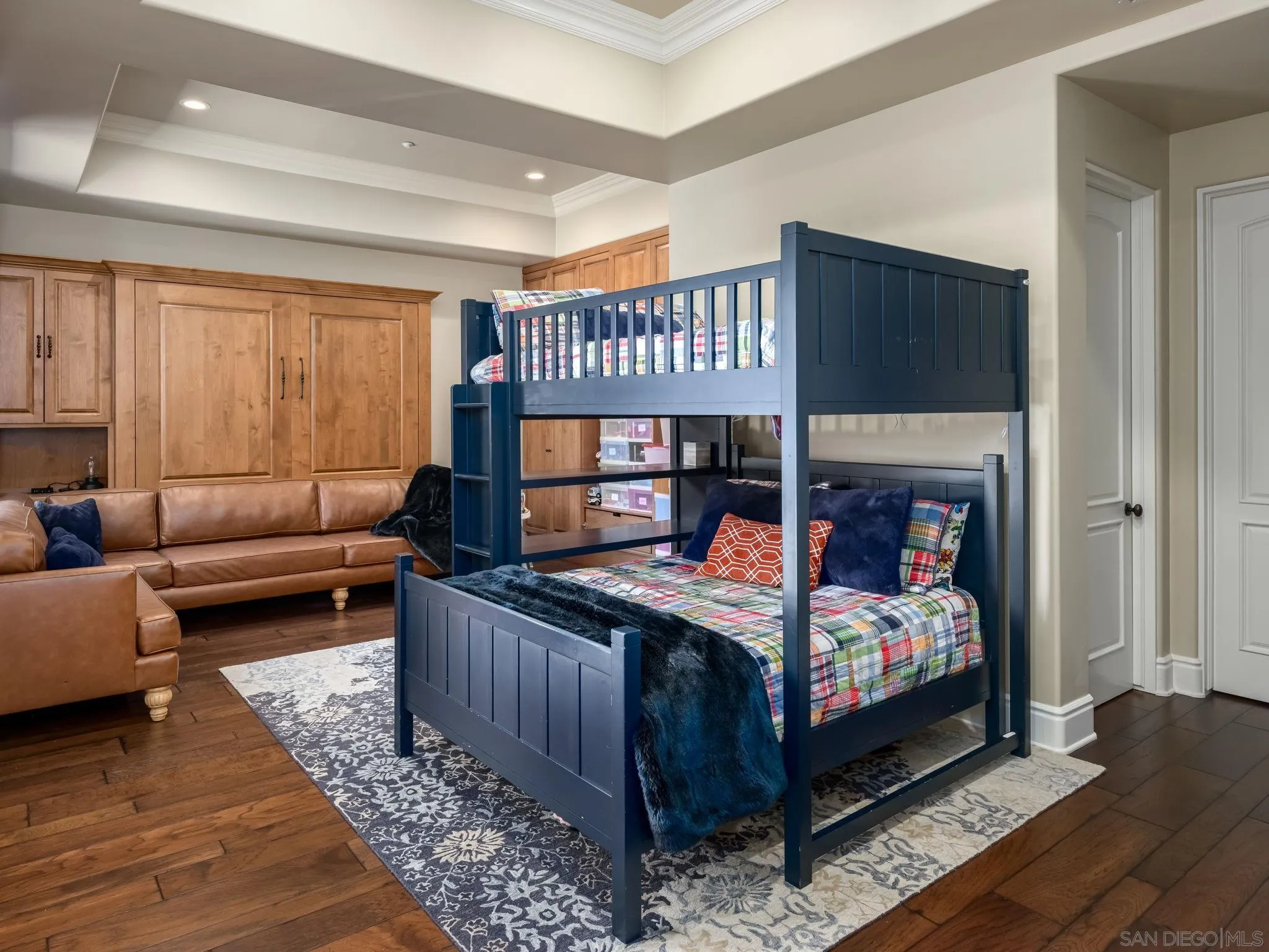 https://cdn.realtyfeed.com/cdn/127/250028339/286982195570e8b4cef7231885ea33e9.webp