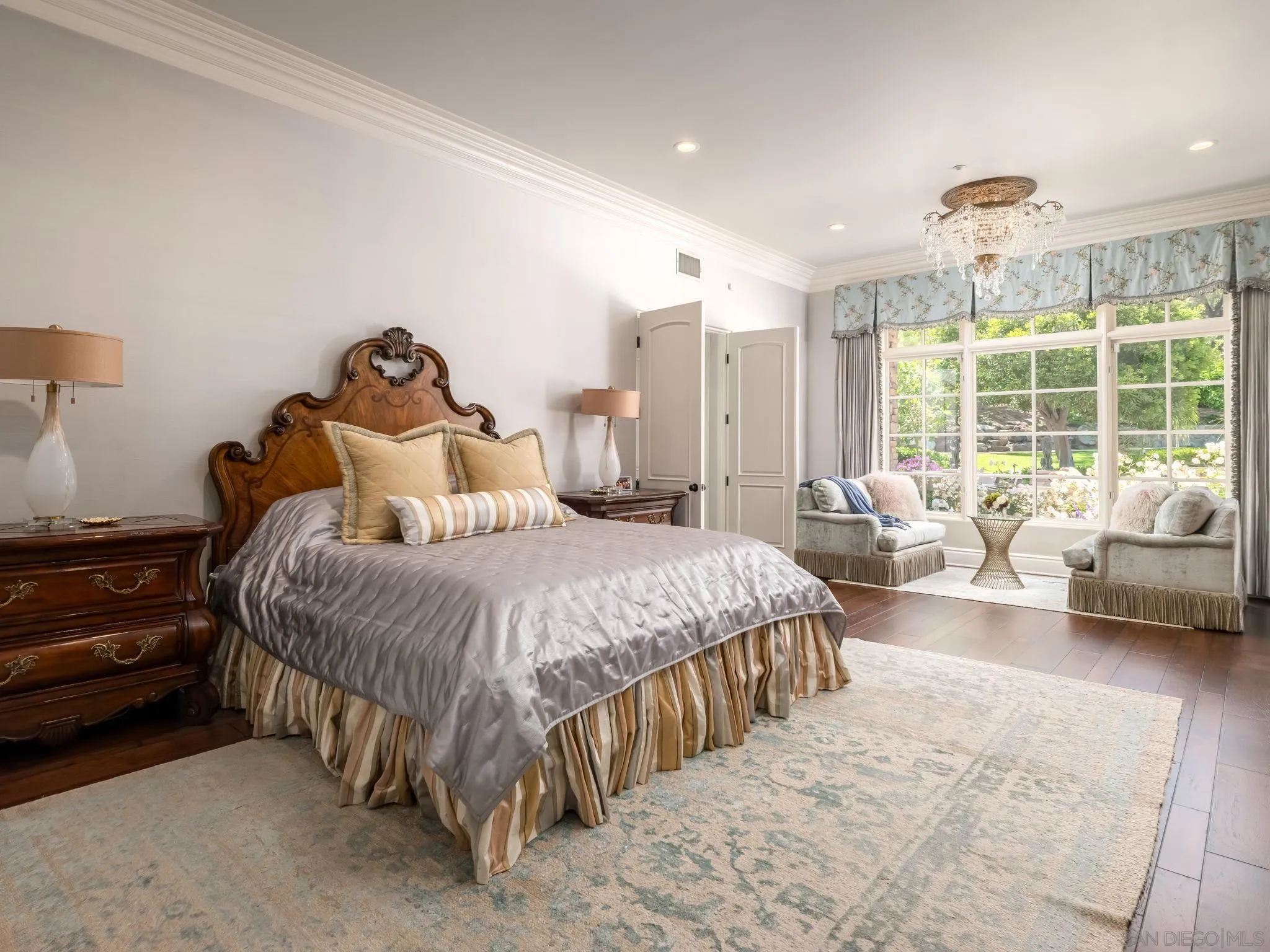 https://cdn.realtyfeed.com/cdn/127/250028339/c3ce58218945ef632c968e56016ee27c.webp
