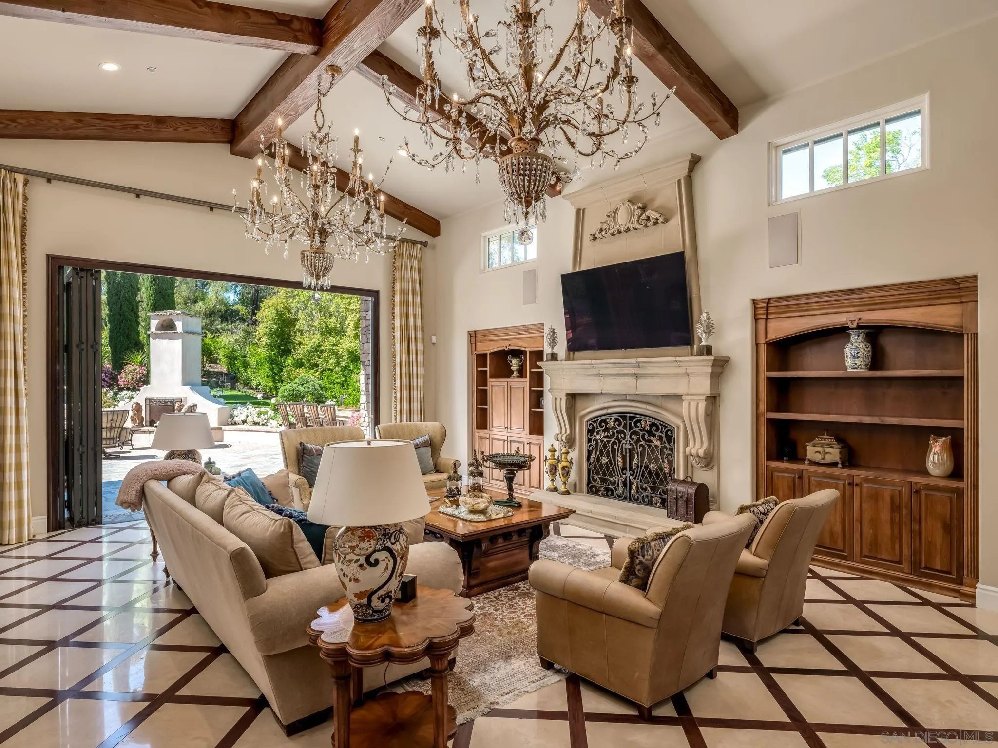 https://cdn.realtyfeed.com/cdn/127/250028339/e7b4bacc4c88243bc749eff604a001f5.webp
