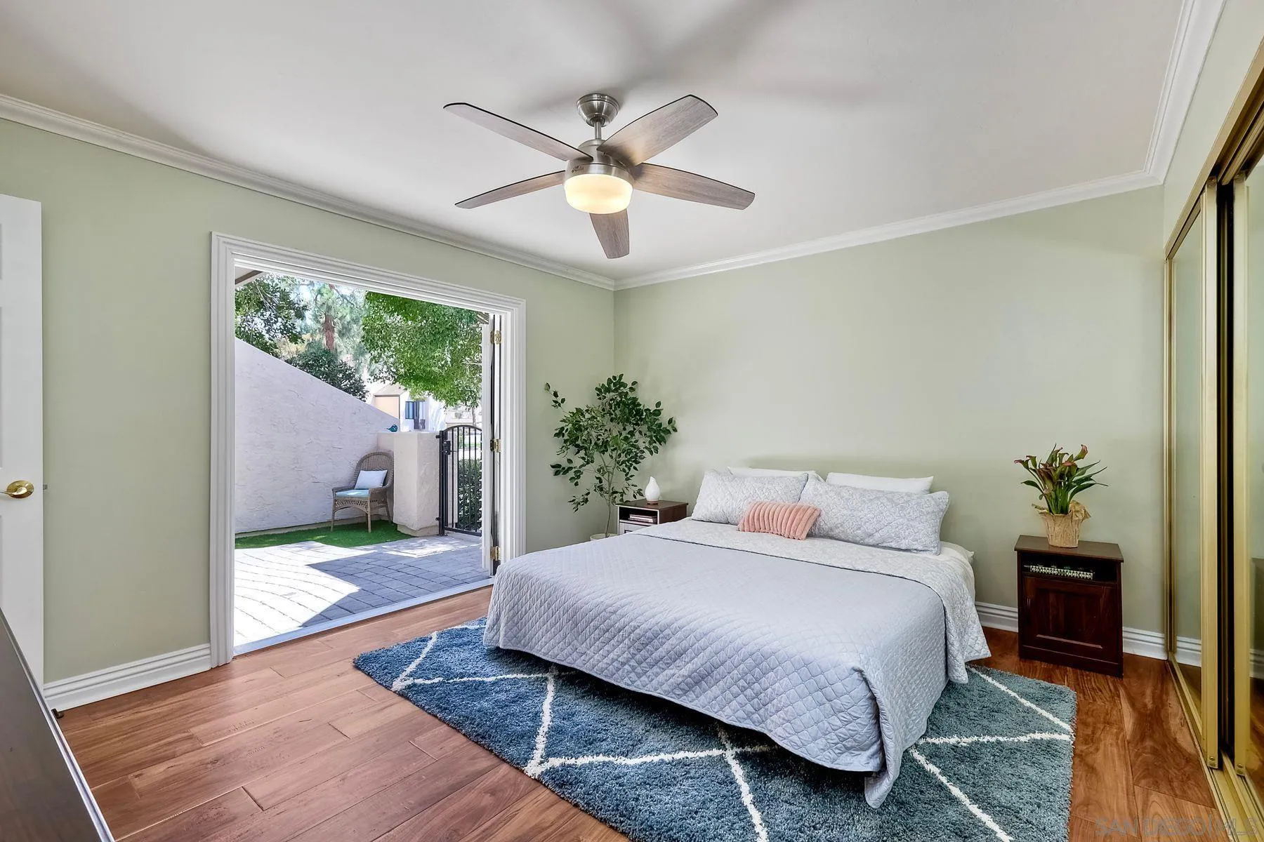 https://cdn.realtyfeed.com/cdn/127/250028368/89b853c672a8c4903e9f31b1b40b03a6.webp