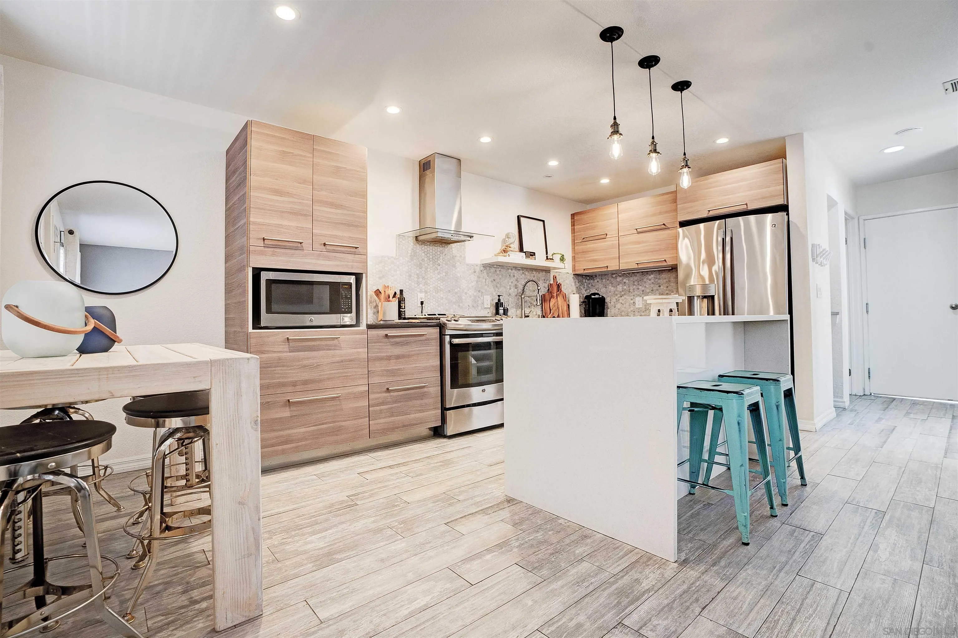 Photo #4: 250028371 Listing 