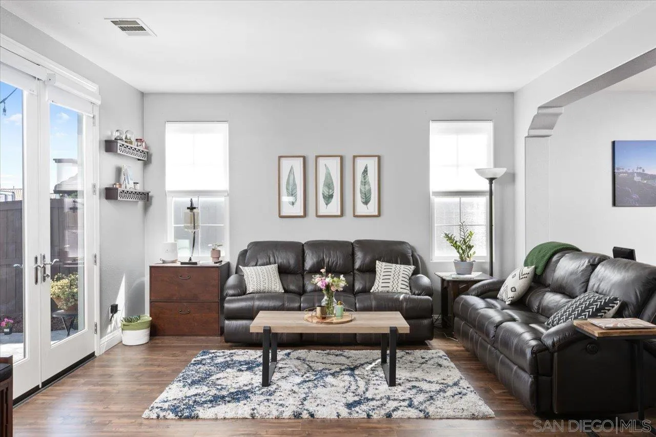 https://cdn.realtyfeed.com/cdn/127/250028391/012ca7098f9a65ad1f763c44885cf82b.webp