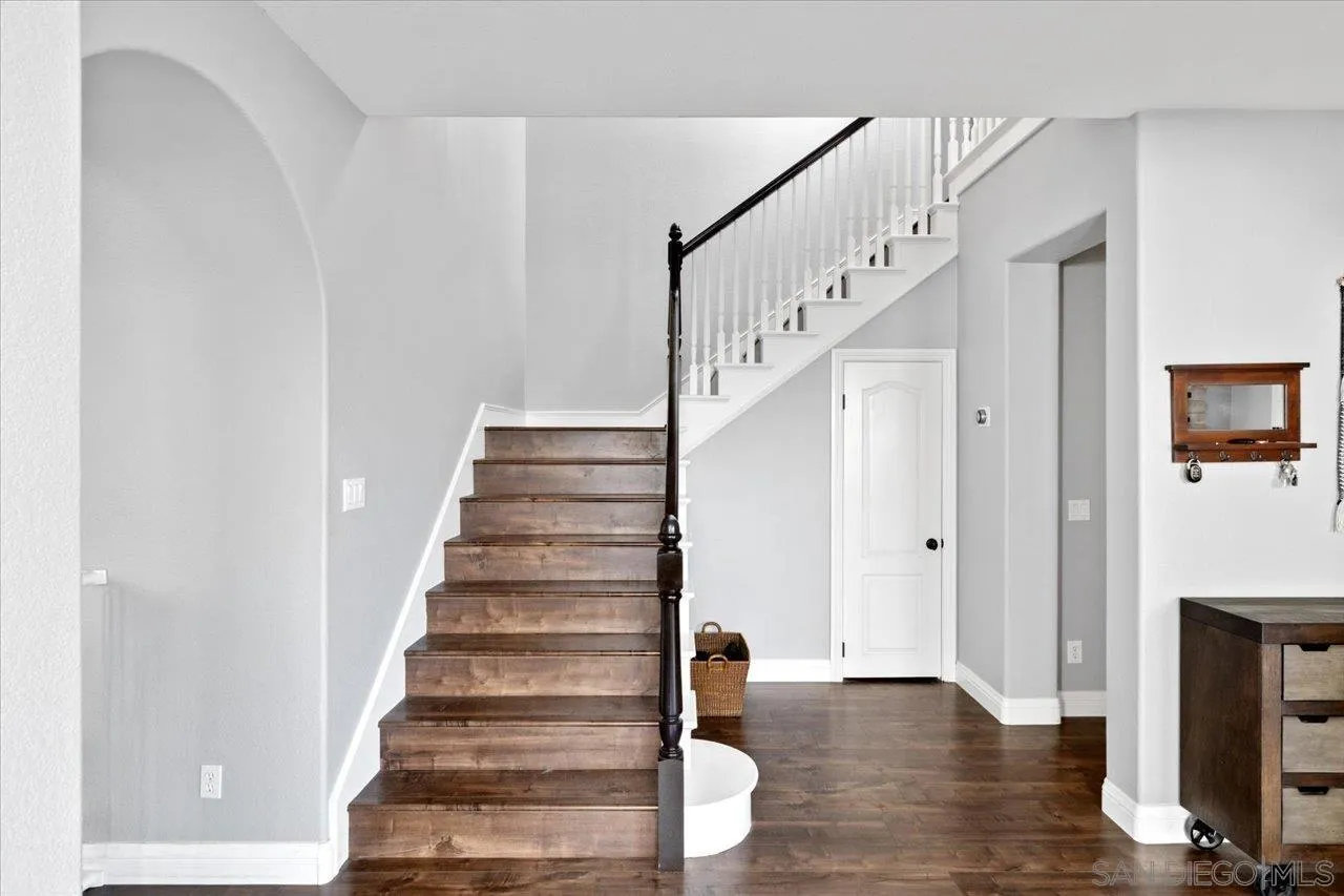 https://cdn.realtyfeed.com/cdn/127/250028391/8f31adea6308b8c63a9baf73f83c7b33.webp