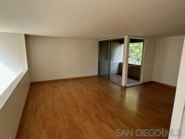 Photo #3: 250028392 Listing 