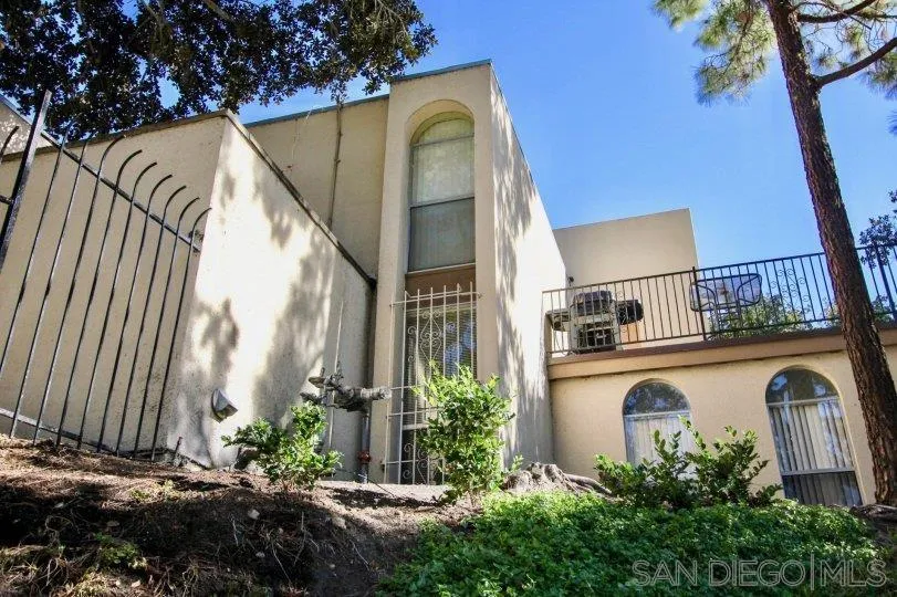 Photo #2: 250028392 Listing 