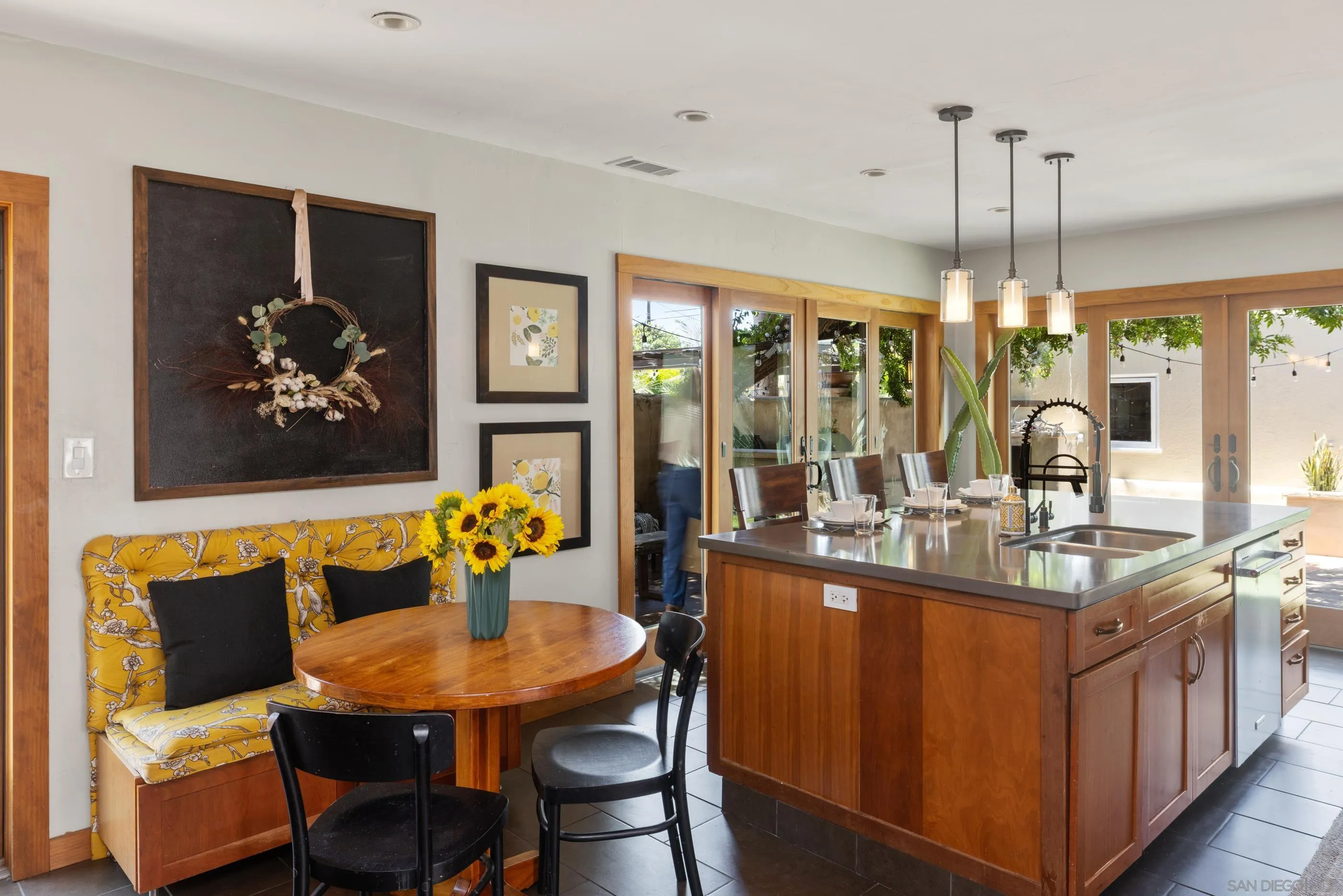 https://cdn.realtyfeed.com/cdn/127/250028402/39661a7a64deb630ca1df56f6a9805e9.webp