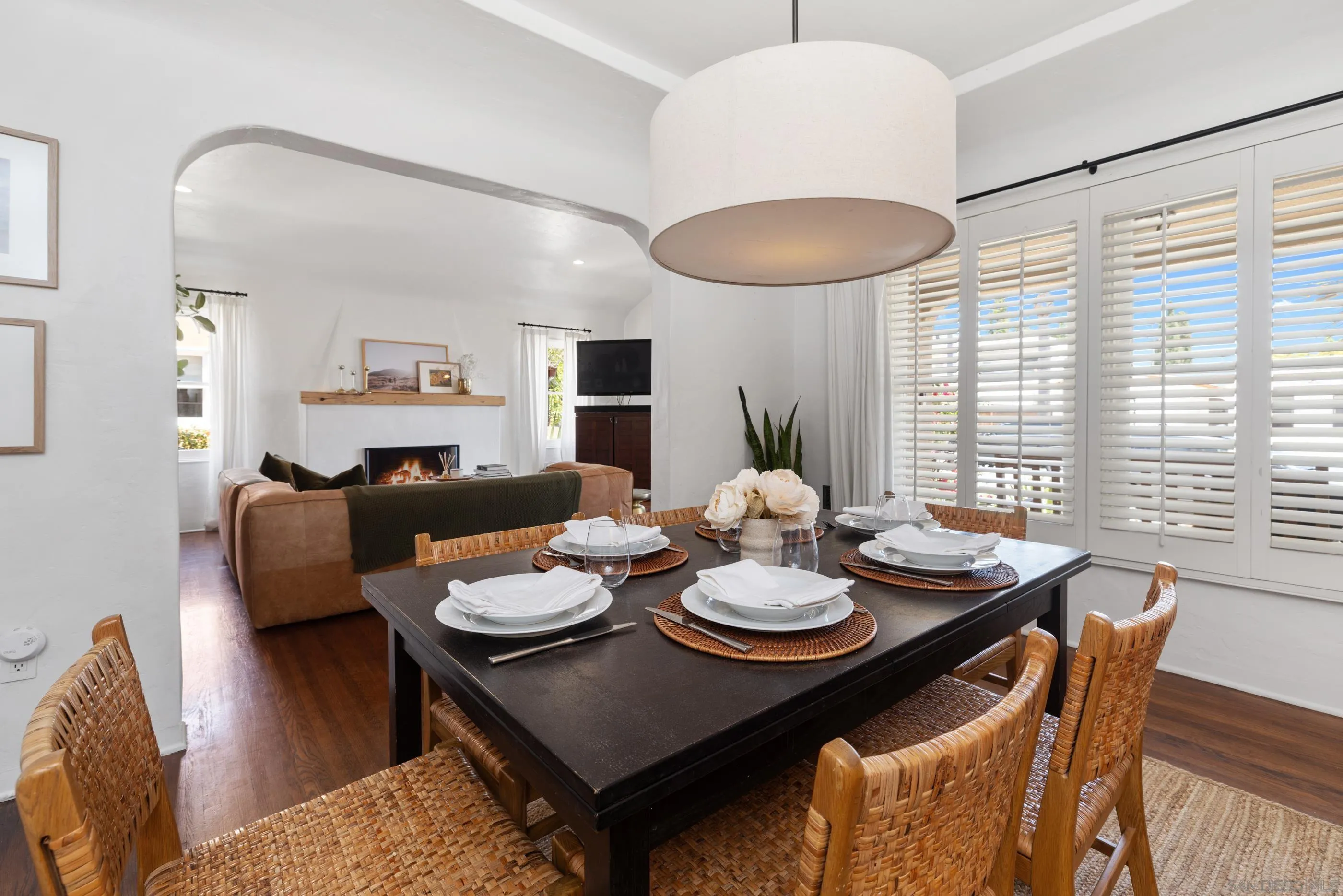 https://cdn.realtyfeed.com/cdn/127/250028402/4ff7626c4ffc7e8264796fc58dde3991.webp