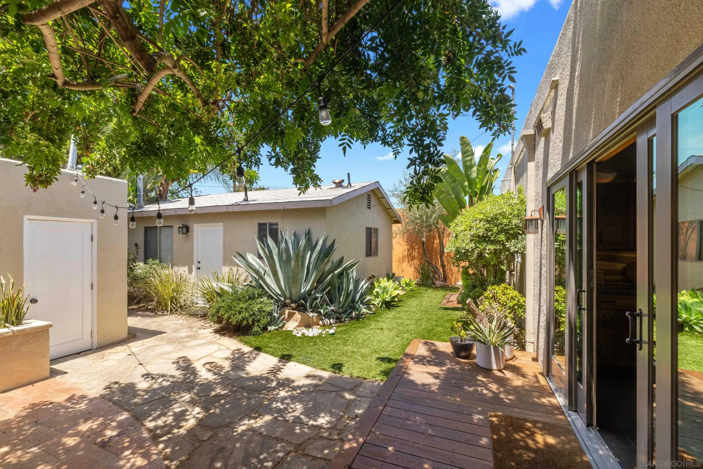 https://cdn.realtyfeed.com/cdn/127/250028402/771a58ba93ba0a23469b640662159316.webp