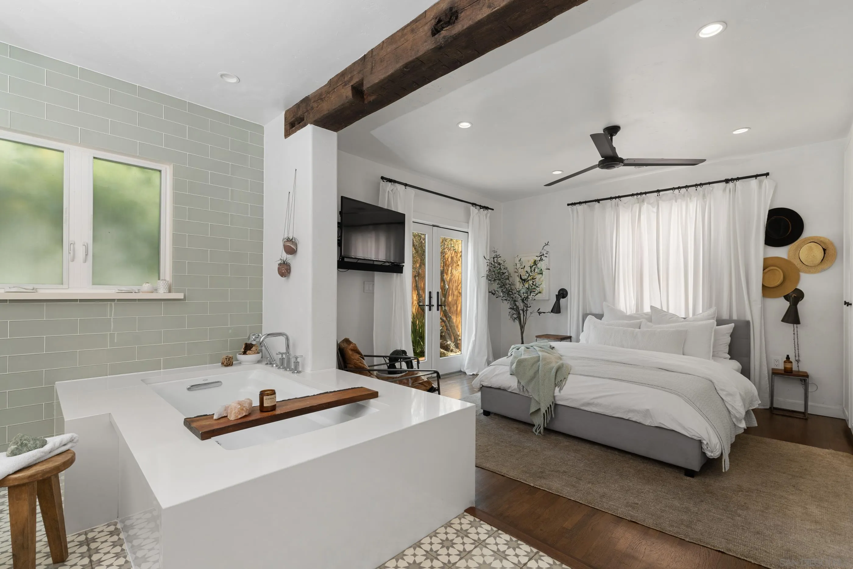 https://cdn.realtyfeed.com/cdn/127/250028402/de07feccd29871b91d4d40fb4f108b4d.webp