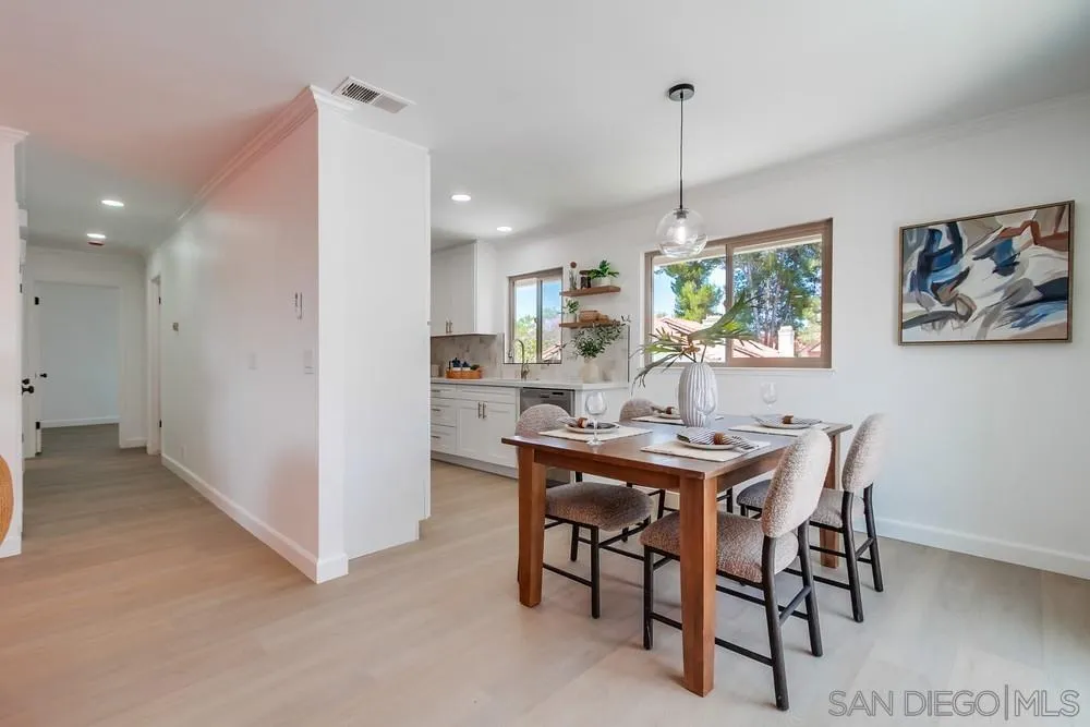 Photo #8: 250028406 Listing: Photo #8