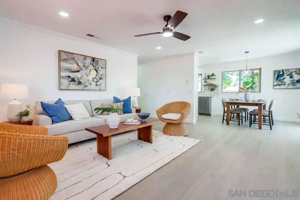 Photo #2: 250028406 Listing 