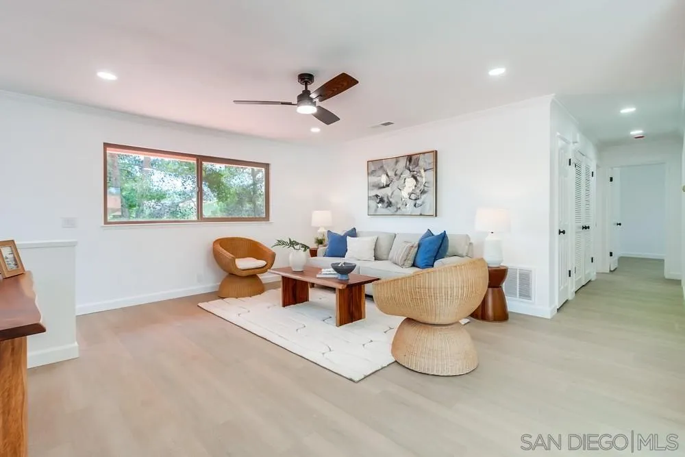 Photo #7: 250028406 Listing: Photo #7