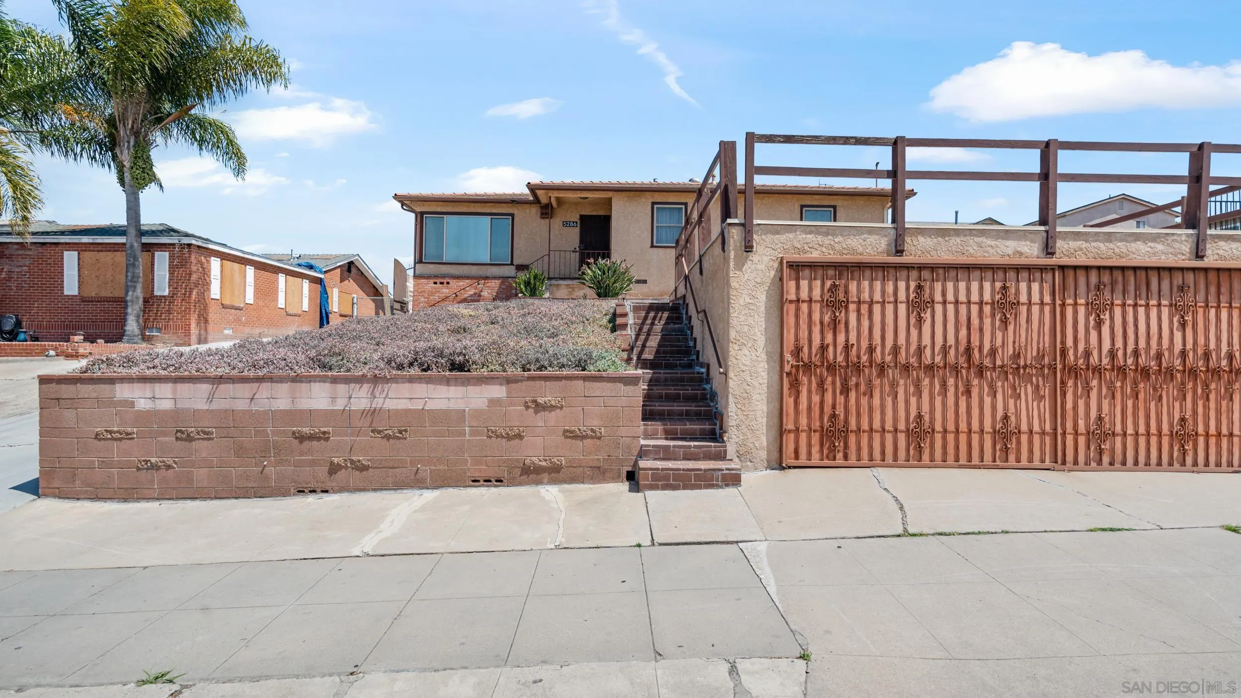 https://cdn.realtyfeed.com/cdn/127/250028408/608e4be72d82a649bcc32b4fca06fdec.webp