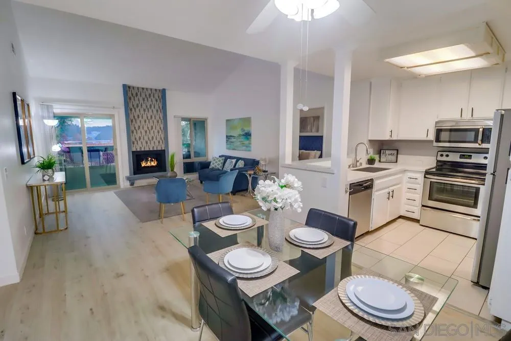 Photo #2: 250028414 Listing 